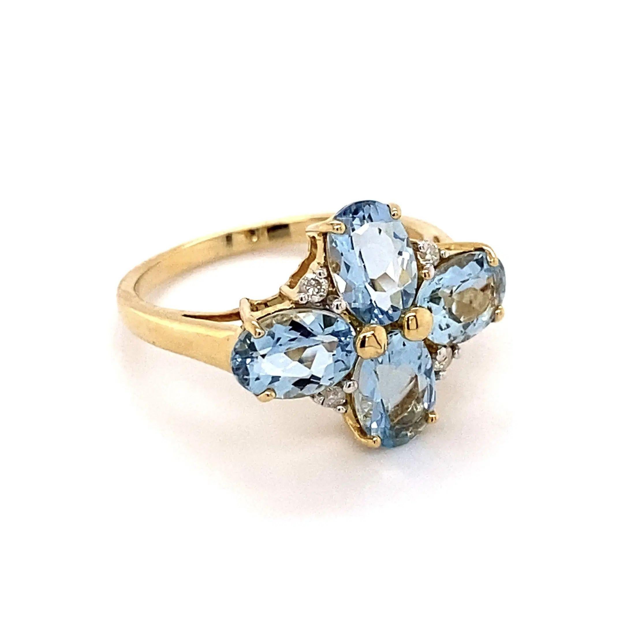 Tout simplement magnifique ! Bague Vintage By avec aigue-marine et diamant. Serti à la main d'une aigue-marine pesant environ 2,55 ctw et rehaussé de diamants pesant environ 0,06 ctw. Fabriqué à la main en or jaune 14 carats. Mesurant environ 0.96