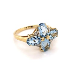 Vintage Aquamarine and Diamond Gold Cluster Ring