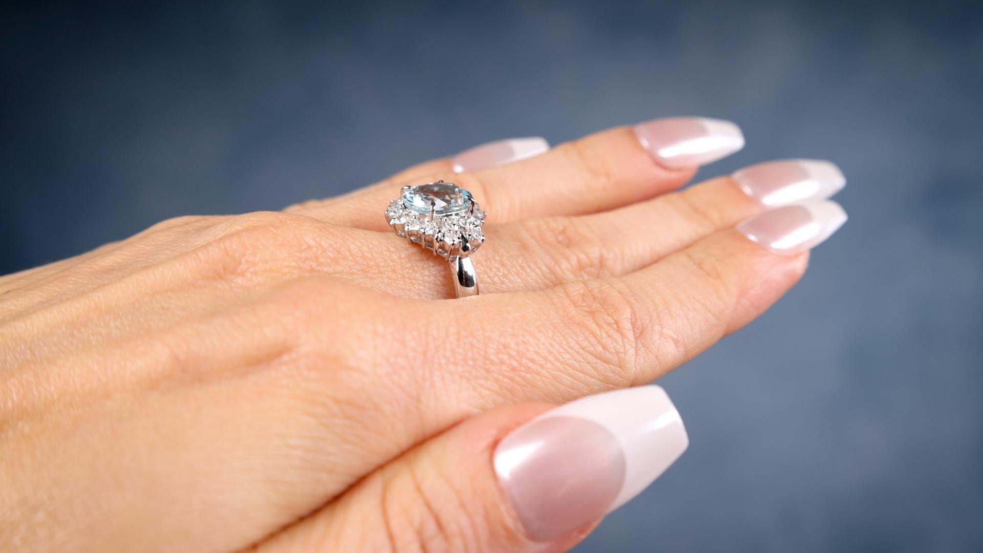 Brilliant Cut Vintage Aquamarine Diamond Cluster Platinum Ring For Sale