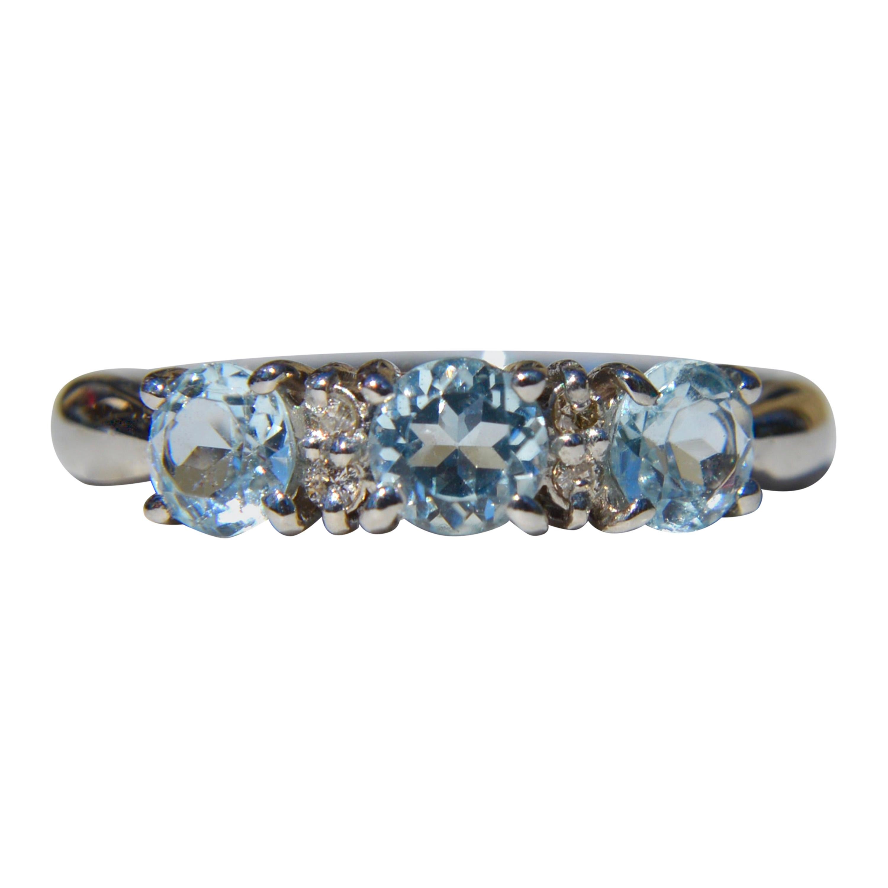 Vintage Aquamarine Diamond Platinum Trinity Ring For Sale