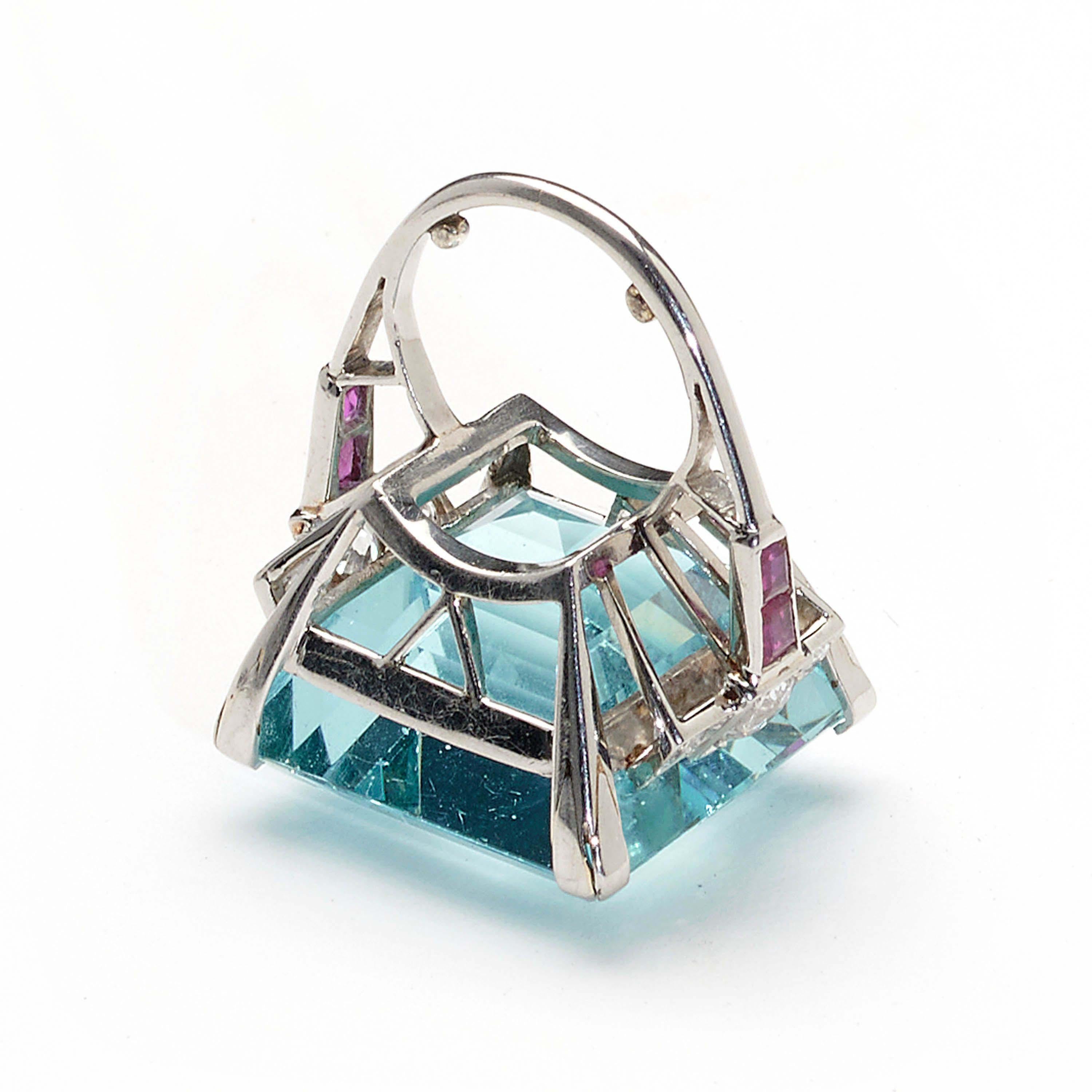 Vintage-Ring aus Platin mit Aquamarin, Diamant, Rubin und Platin, ca. 1940, 36,16 Karat (Baguetteschliff)