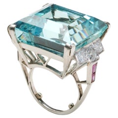 Vintage-Ring aus Platin mit Aquamarin, Diamant, Rubin und Platin, ca. 1940, 36,16 Karat