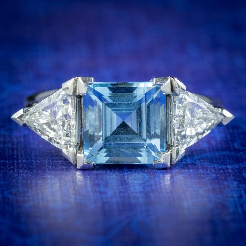 Vintage Aquamarine Diamond Trilogy Ring in 3 Carat Aqua For Sale