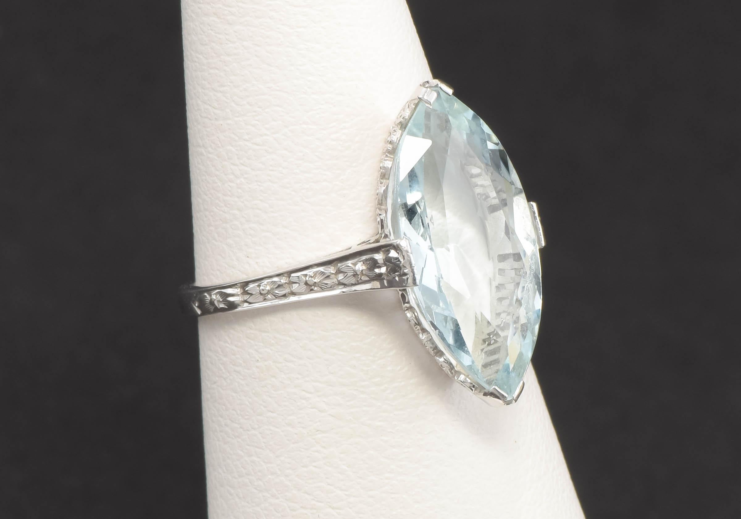 Marquise Cut Vintage Aquamarine Ring in 18K White Gold with Filigree, approx 2.19 carats For Sale