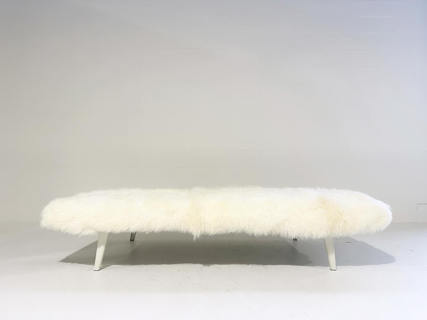 Vintage A.R. Cordemeijer Cleopatra Daybed with New, Custom Sheepskin Cushion For Sale 1