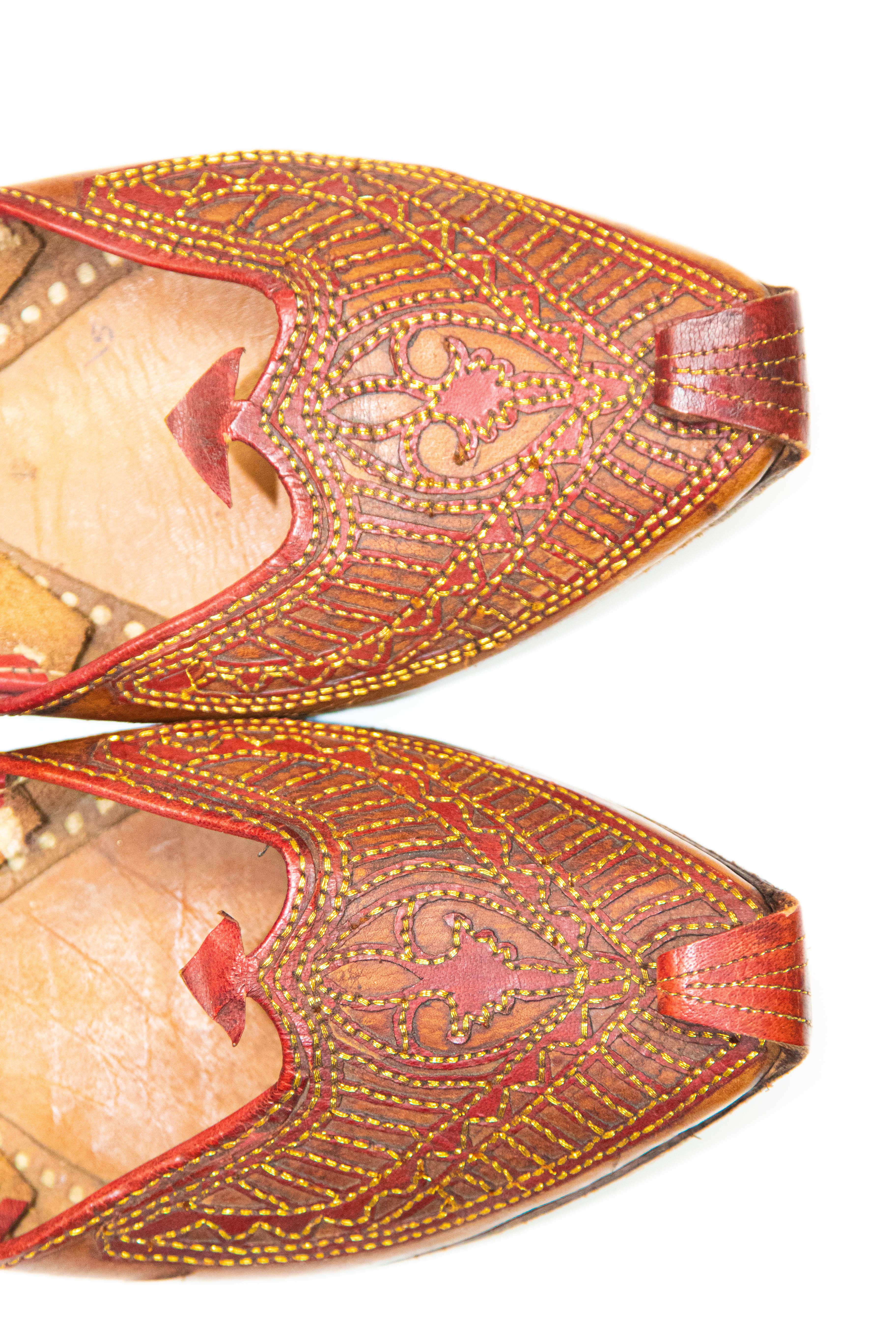 Vintage Arabian Mughal Leather Shoes with Gold Embroidered Curled Toe For Sale 6