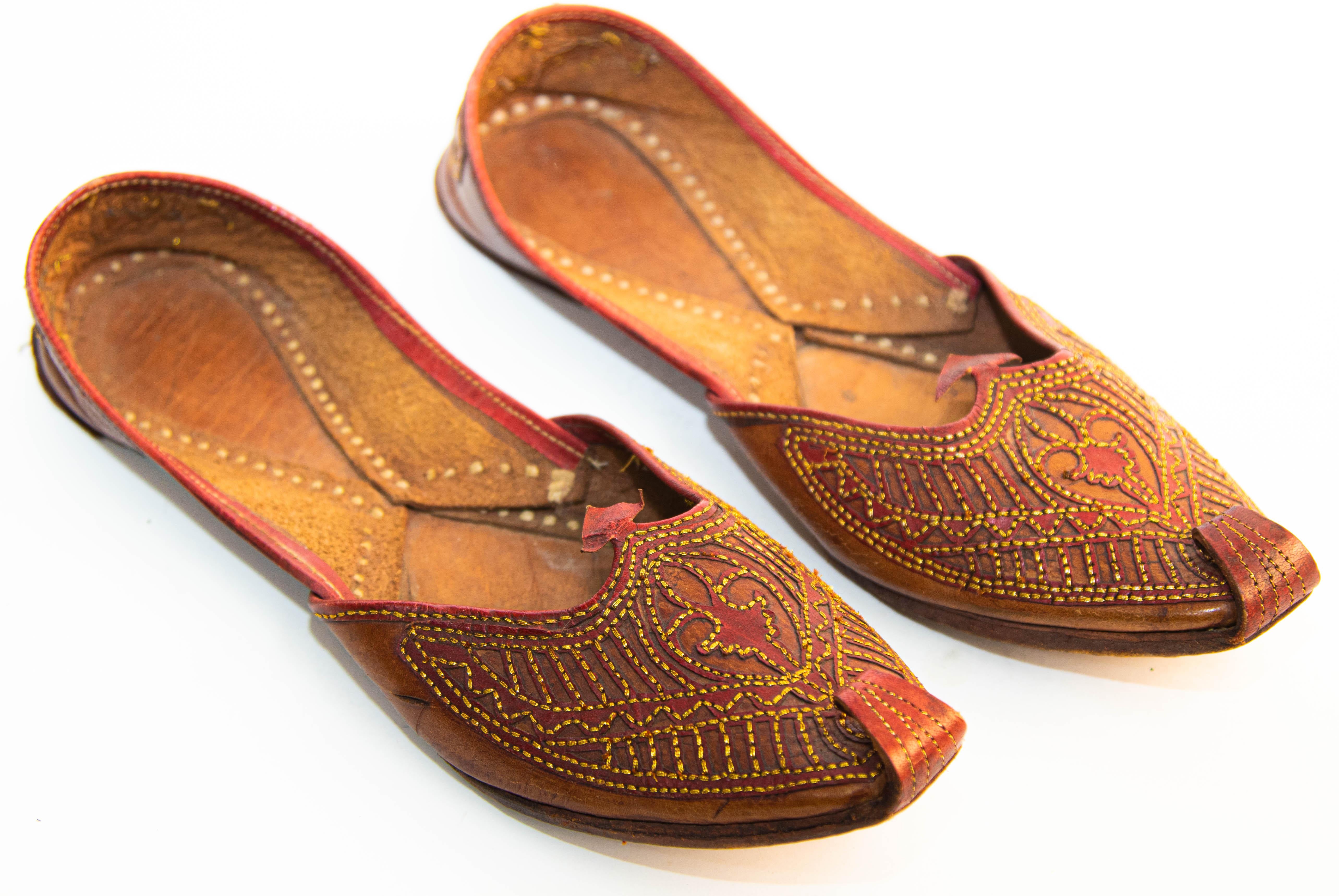 Arabian Shoes - 5 For Sale on 1stDibs | arabian boots