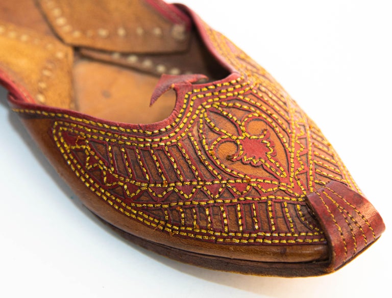 Vintage Arabian Mughal Leather Shoes with Gold Embroidered Curled Toe For  Sale at 1stDibs