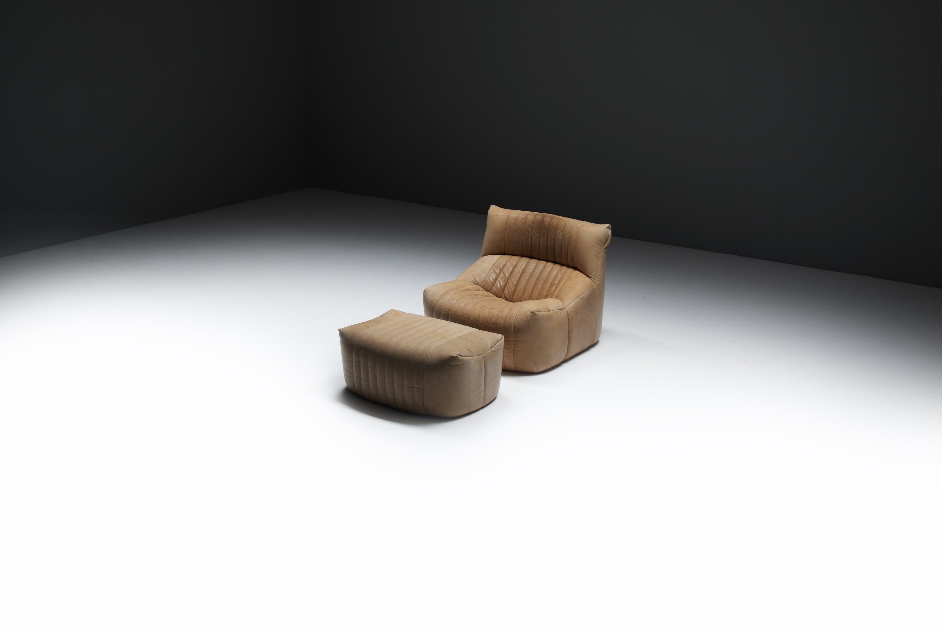 Pelle Aralia '1981' d'epoca in pelle originale di Michel Ducaroy per Ligne Roset in vendita