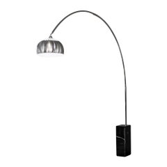 Lampada ad arco vintage nello stile di Flos, Italia, anni '70