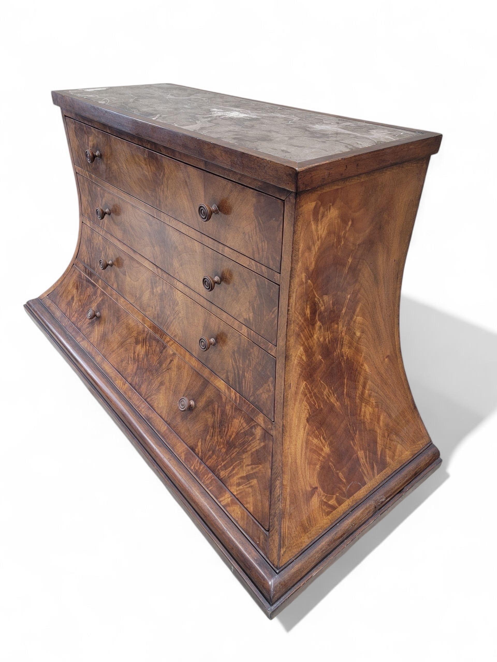 Comò d'epoca ad arco in radica di noce con piano in marmo Monarch Furniture per Century Furniture 2 in vendita 4