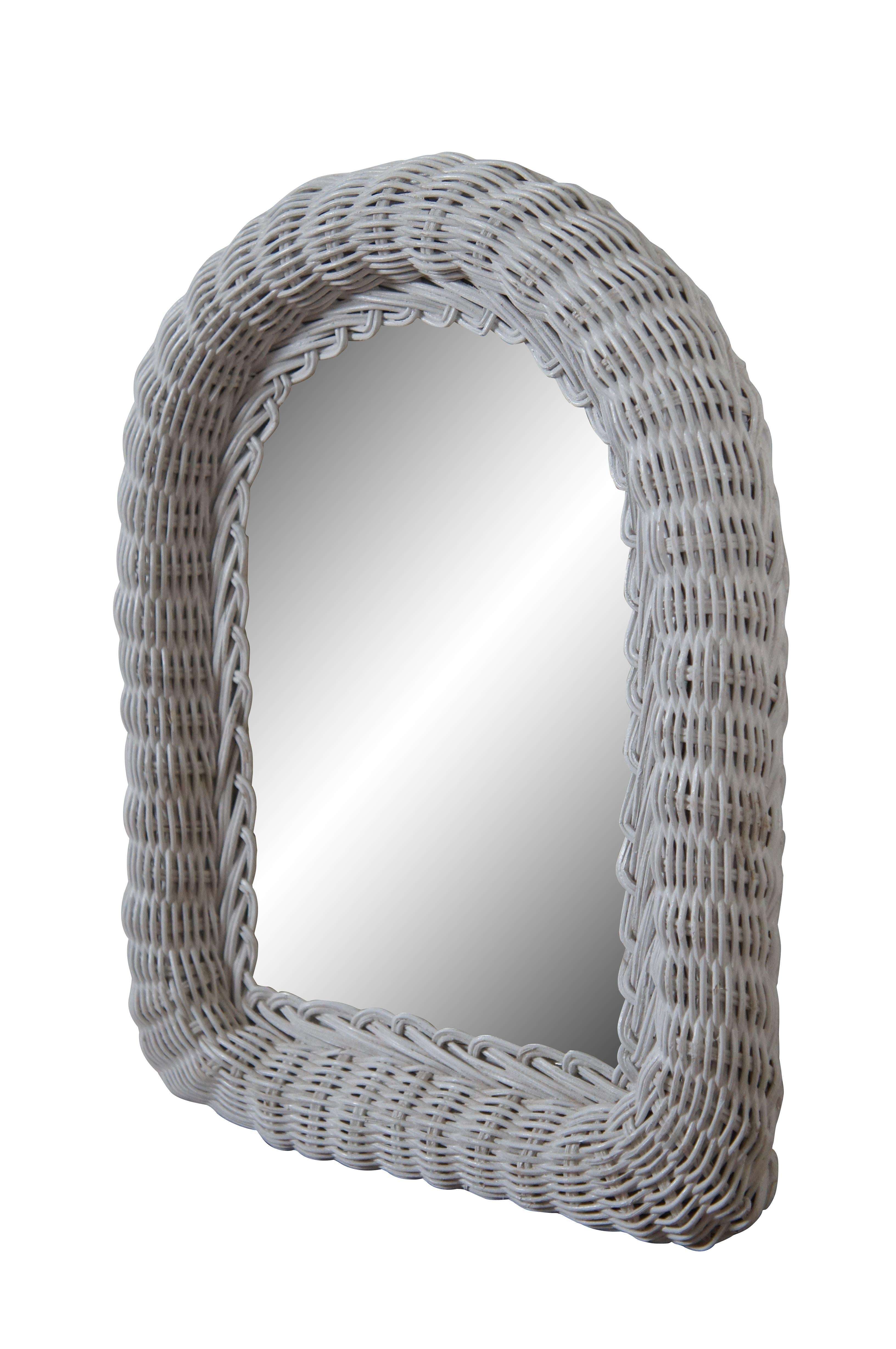 Vintage arched white wicker vanity mirror.

Dimensions:
12