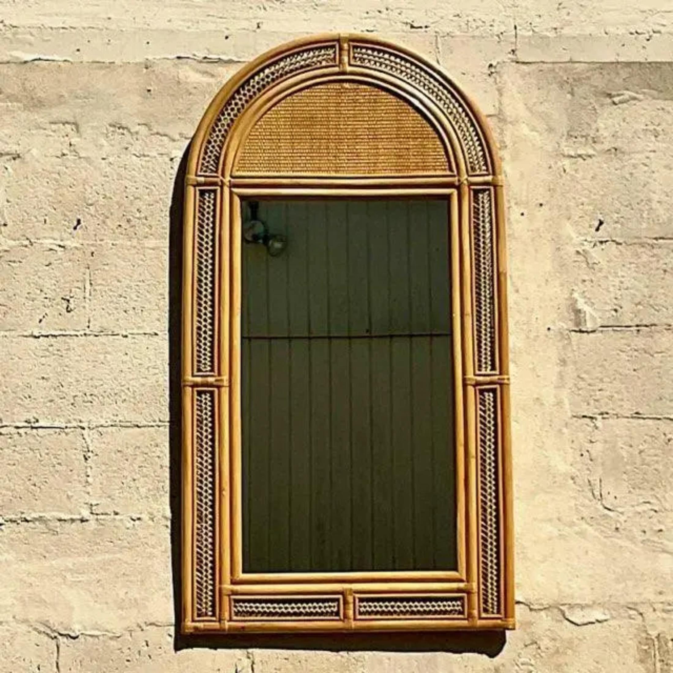 Vintage Arched Woven Rattan Mirror In Good Condition For Sale In west palm beach, FL