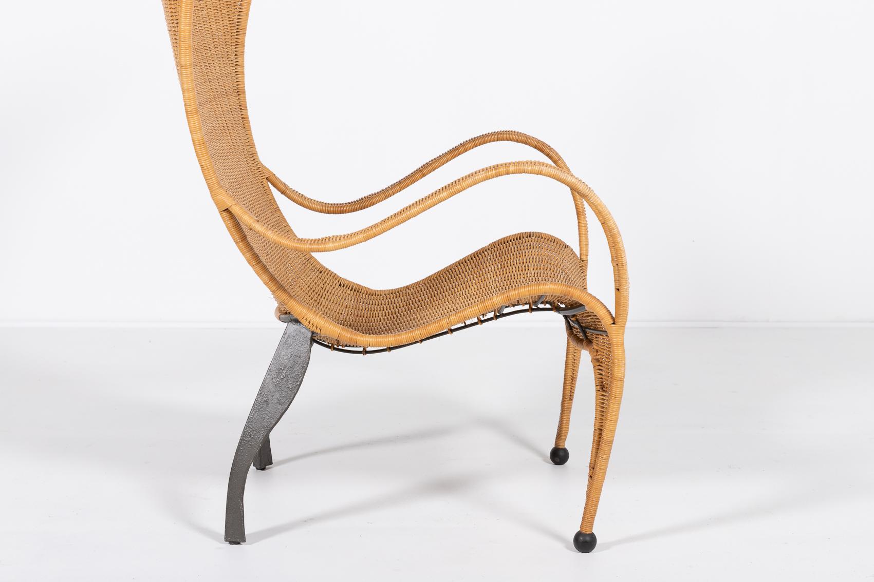Vintage Architectural Italian design armchair For Sale 3