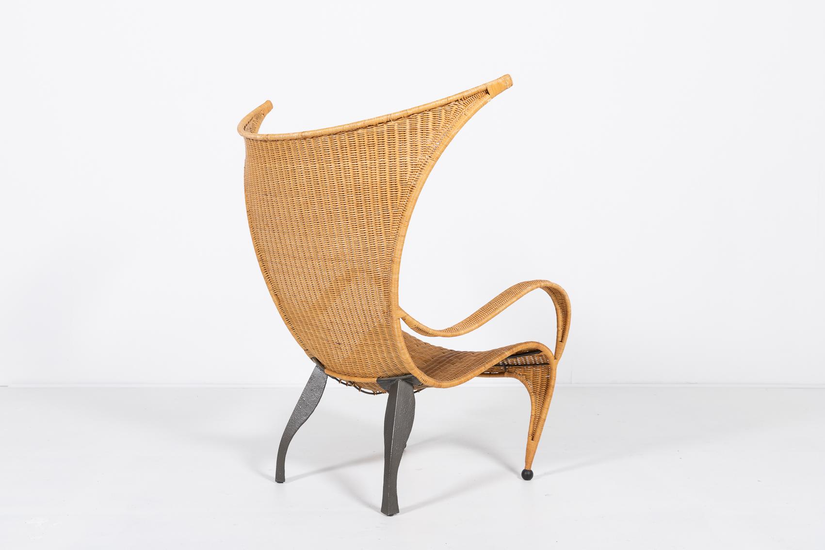 Vintage Architectural Italian design armchair For Sale 4