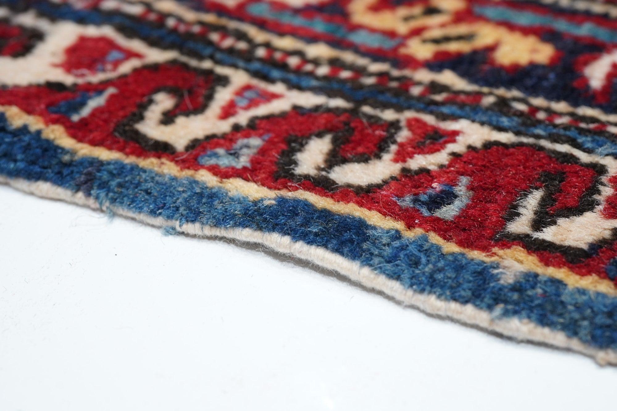 Vintage Ardebil Rug 7'3'' x 11'0'' In Good Condition For Sale In New York, NY