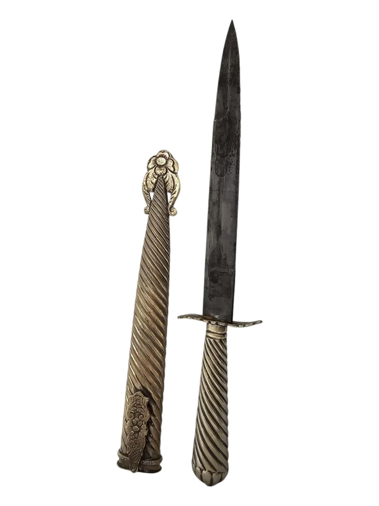 Couteau argentin vintage - lame de 20 cm, métal argenté en vente 1