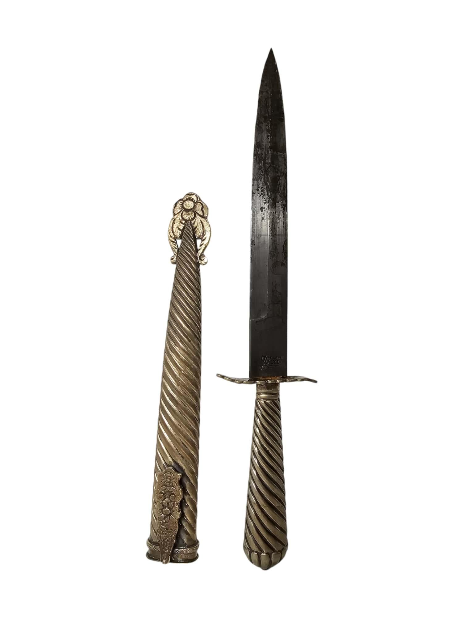 Couteau argentin vintage - lame de 20 cm, métal argenté en vente 4