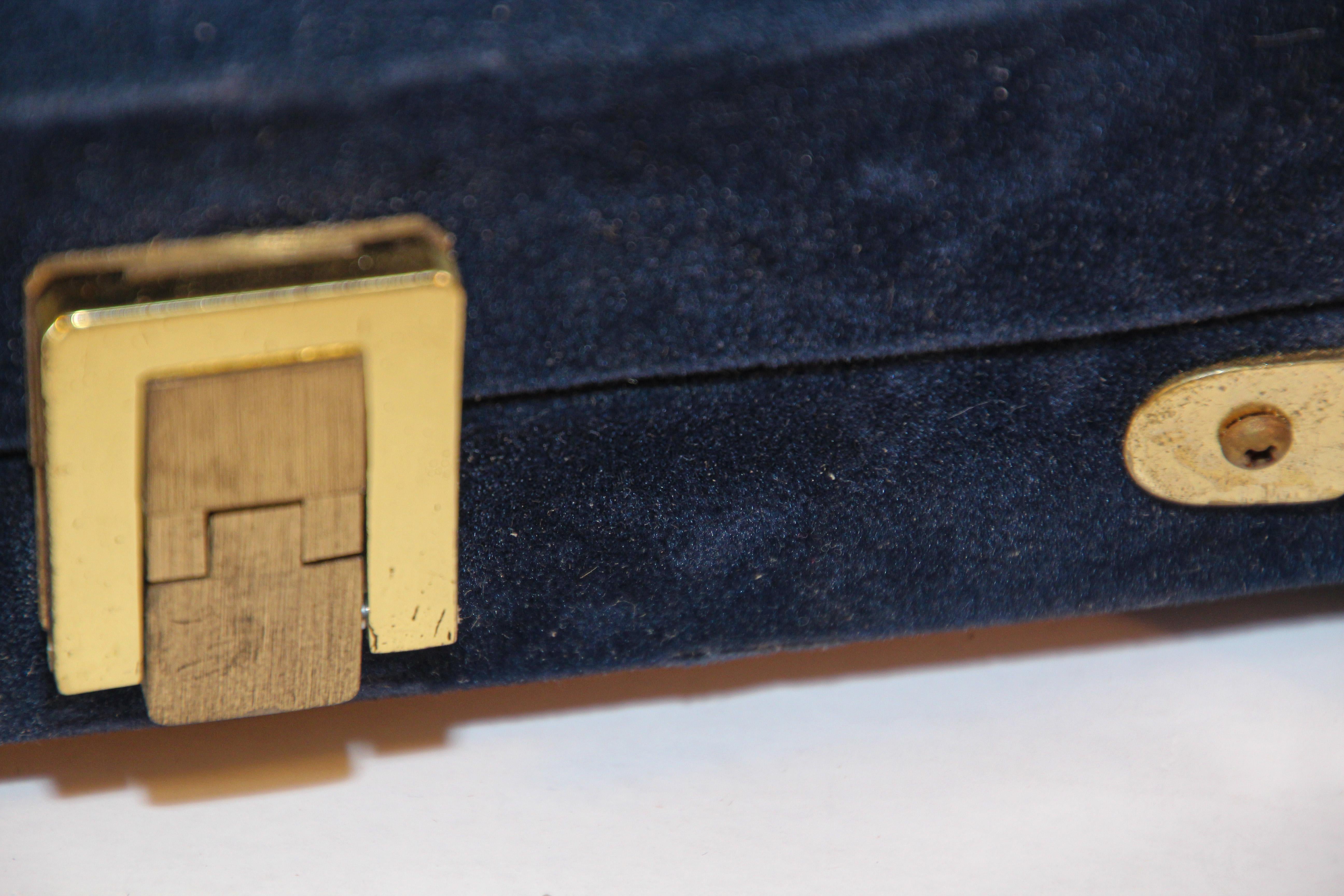 Vintage Aries Backgammon Set in a Blue Briefcase 1970s  6