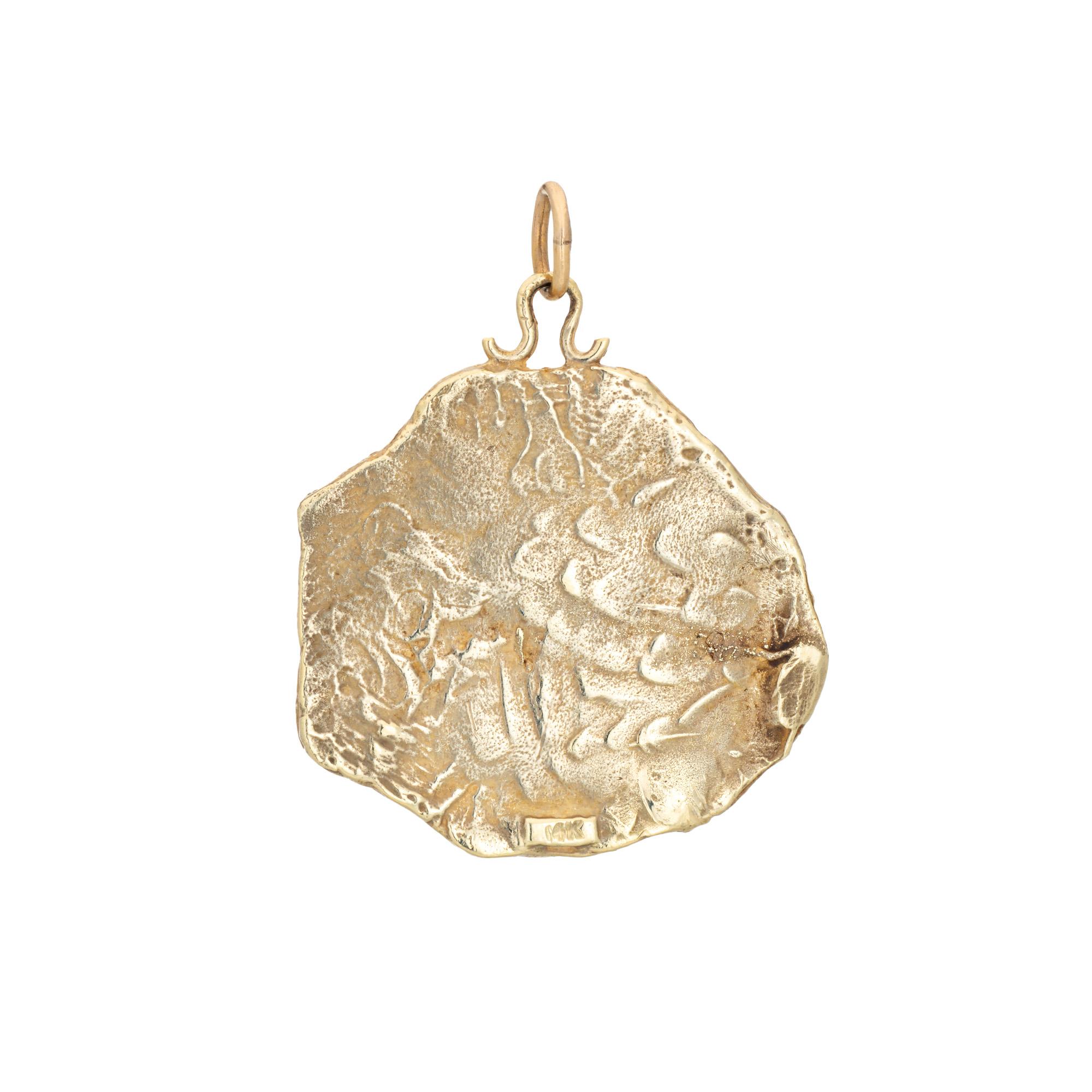 Vintage Aries Medallion Pendant 14k Yellow Gold Zodiac Charm Fine Jewelry In Good Condition In Torrance, CA