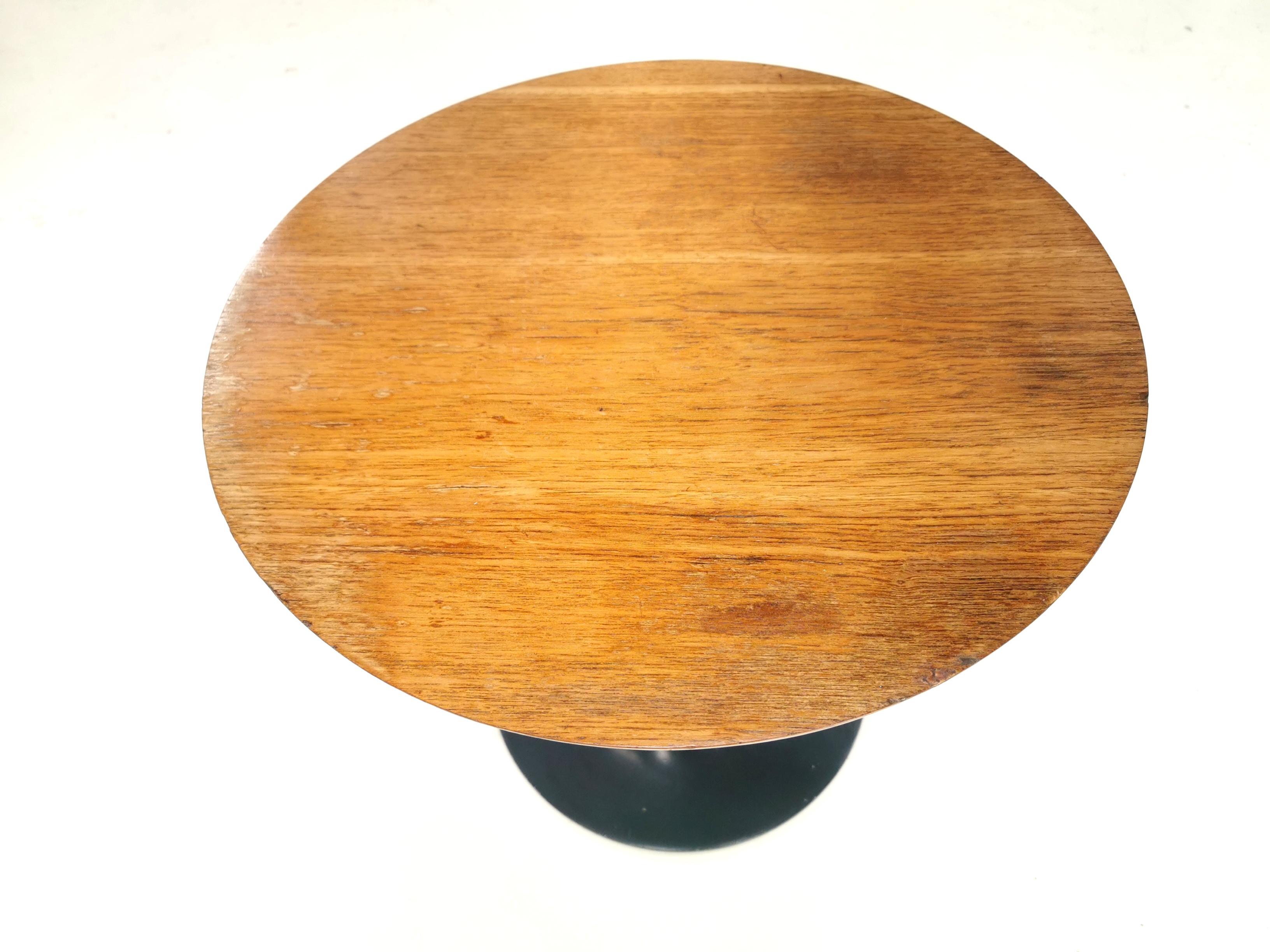 Vintage Arkana Tulip Teak Coffee Occasional Table Midcentury, 1960s For Sale 1