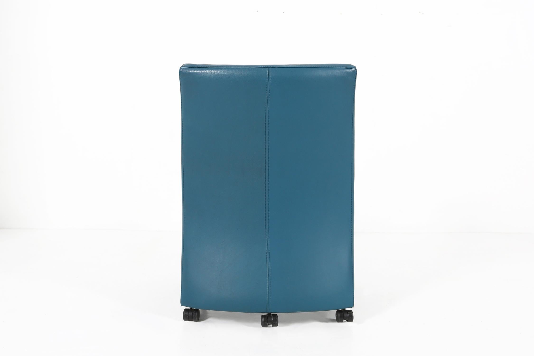 Vintage Sessel von Leolux in blauem Leder, 1990er Jahre im Angebot 5