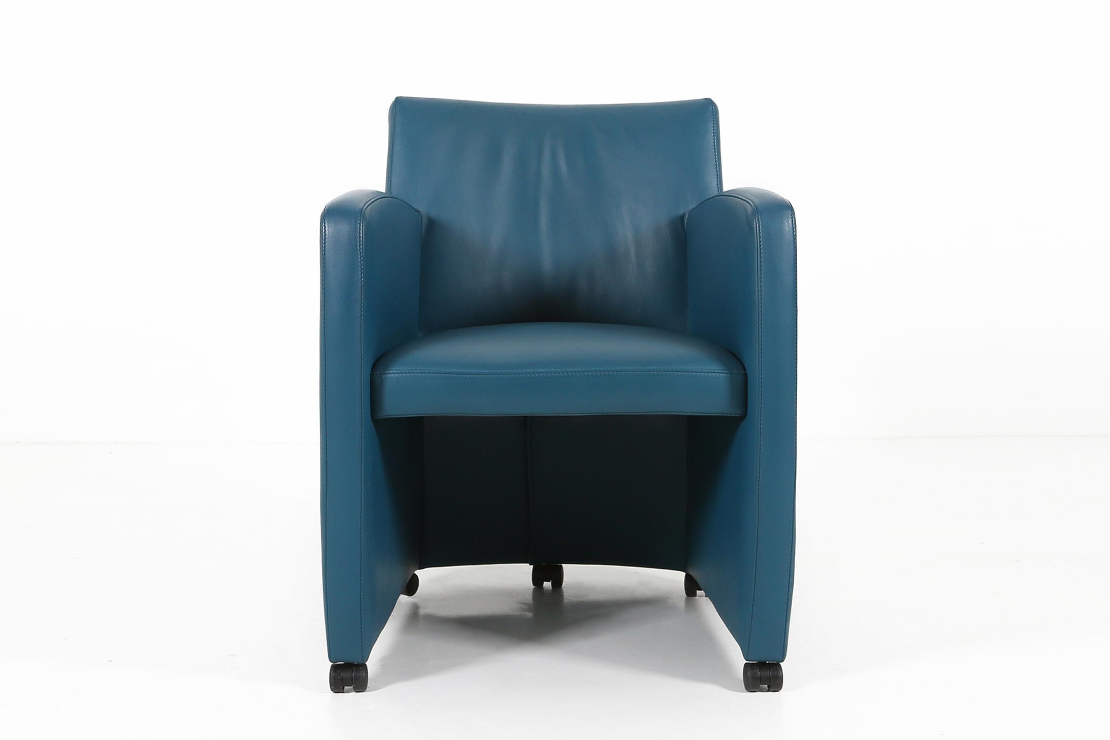 Vintage Sessel von Leolux in blauem Leder, 1990er Jahre im Zustand „Gut“ im Angebot in Meulebeke, BE