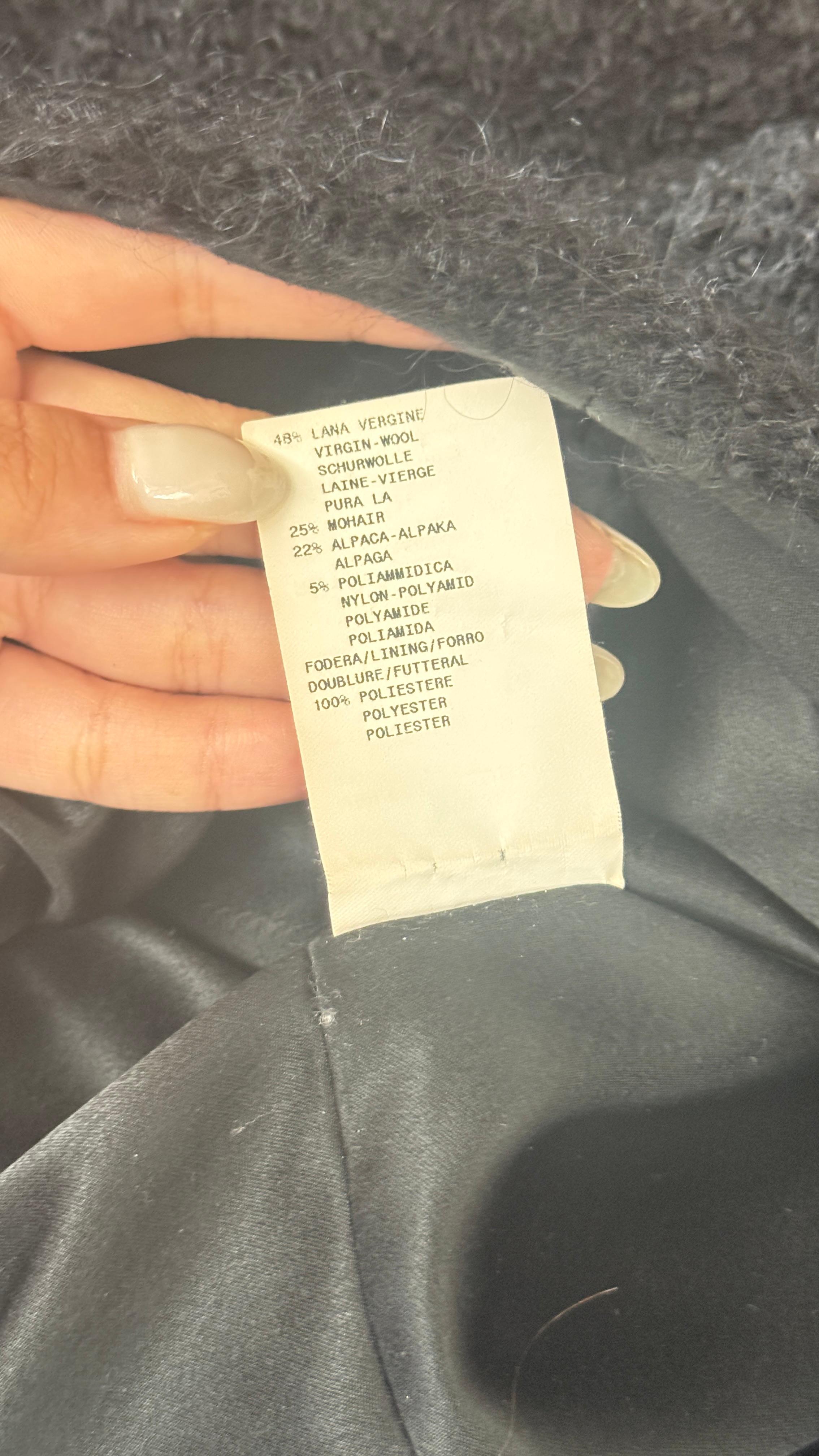 Vintage Armani Collezioni Black Bouclé Alpaca & Mohair Coat für Damen oder Herren im Angebot