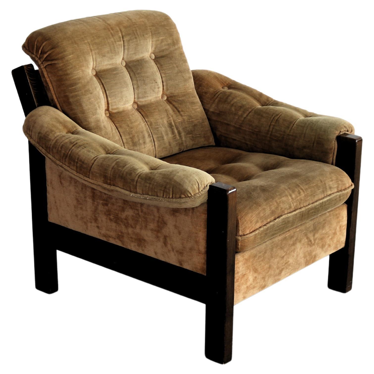 Vintage 1950s armchair