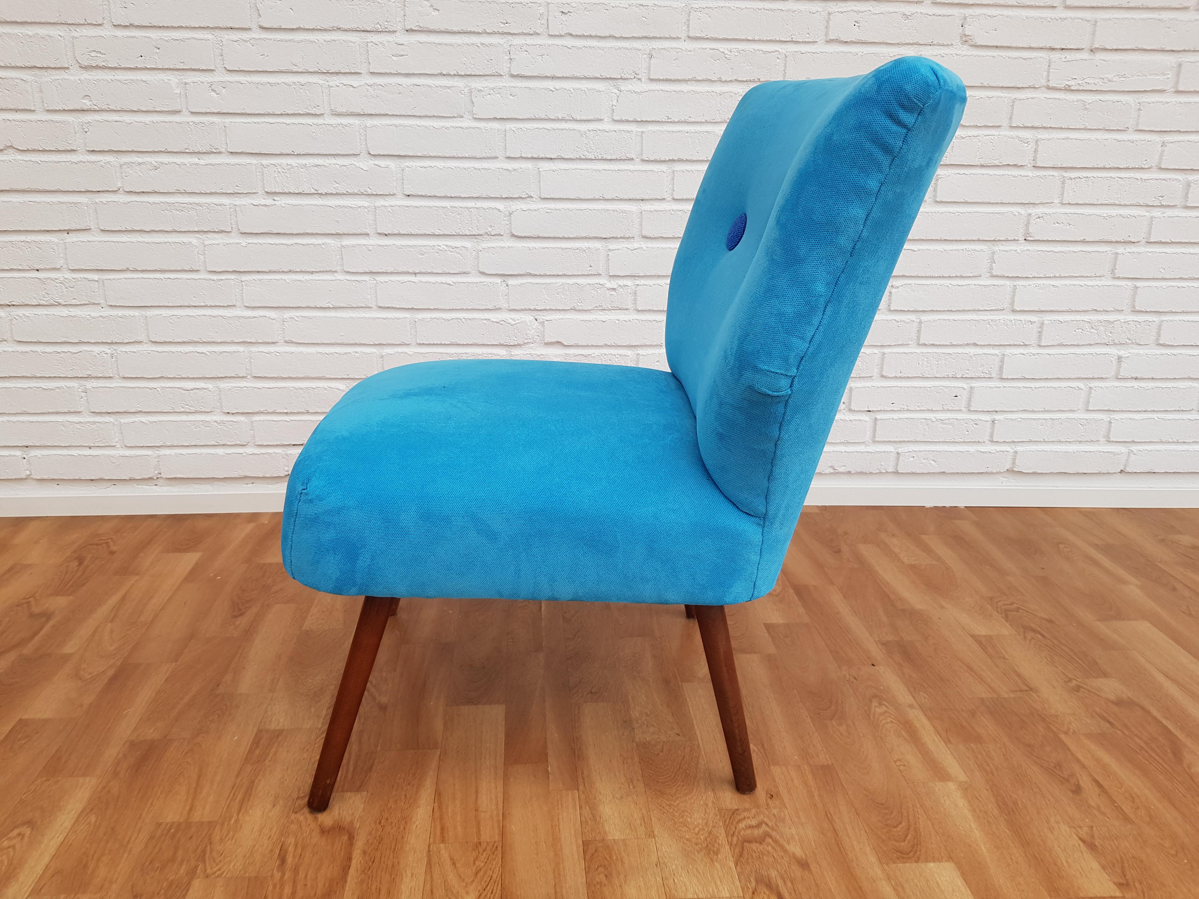 Vintage Armchair, 1970s, Blue Fabric, Kvadrat Wool Buttons, Beechwood For Sale 1
