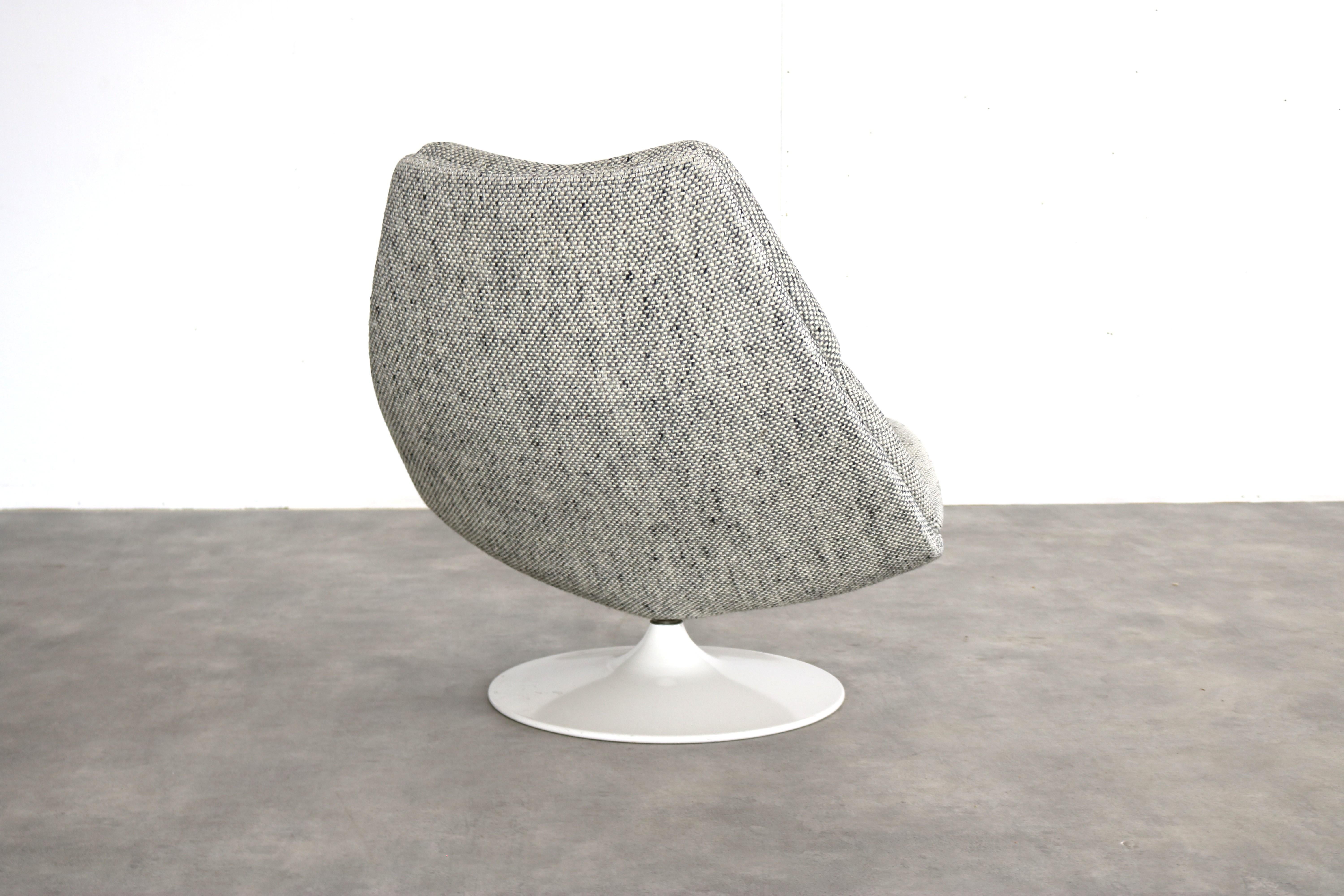 vintage armchair  Artifort lounge chair  60s design im Angebot 3