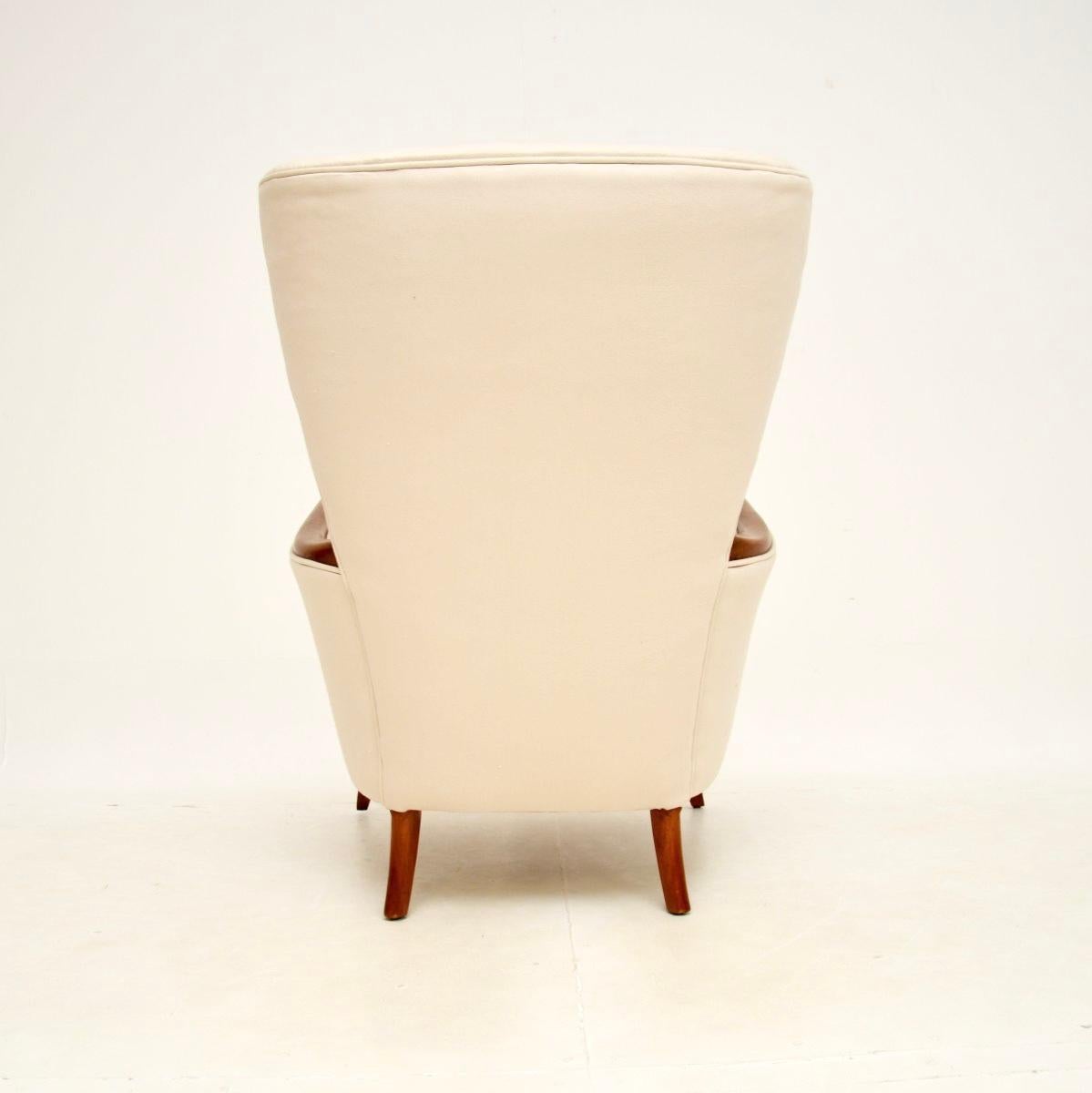 Vintage Armchair by Howard Keith In Good Condition In London, GB