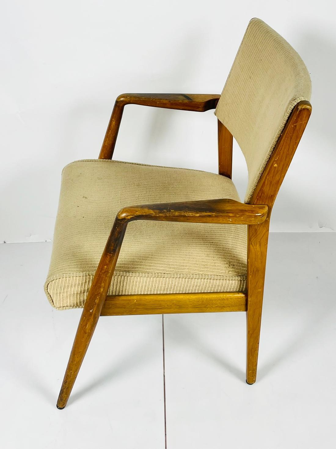 Mid-20th Century Vintage Armchair by Maurice Bailey for Monteverdi Young For Sale