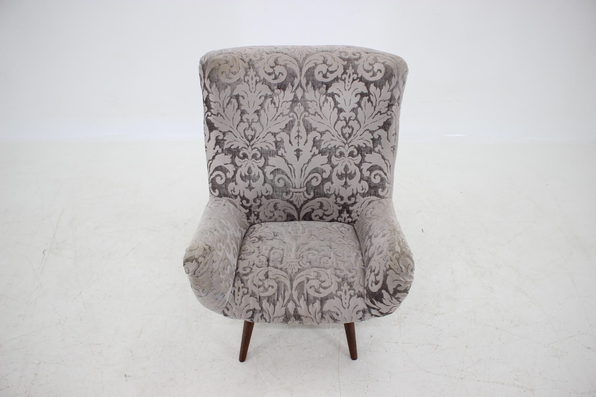 Vintage Armchair Designed by Paolo Buffa, 1960s For Sale 5