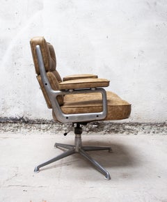 Vintage Armchair ES104 Lobby Chair by Charles & Ray Eames for Herman Miller