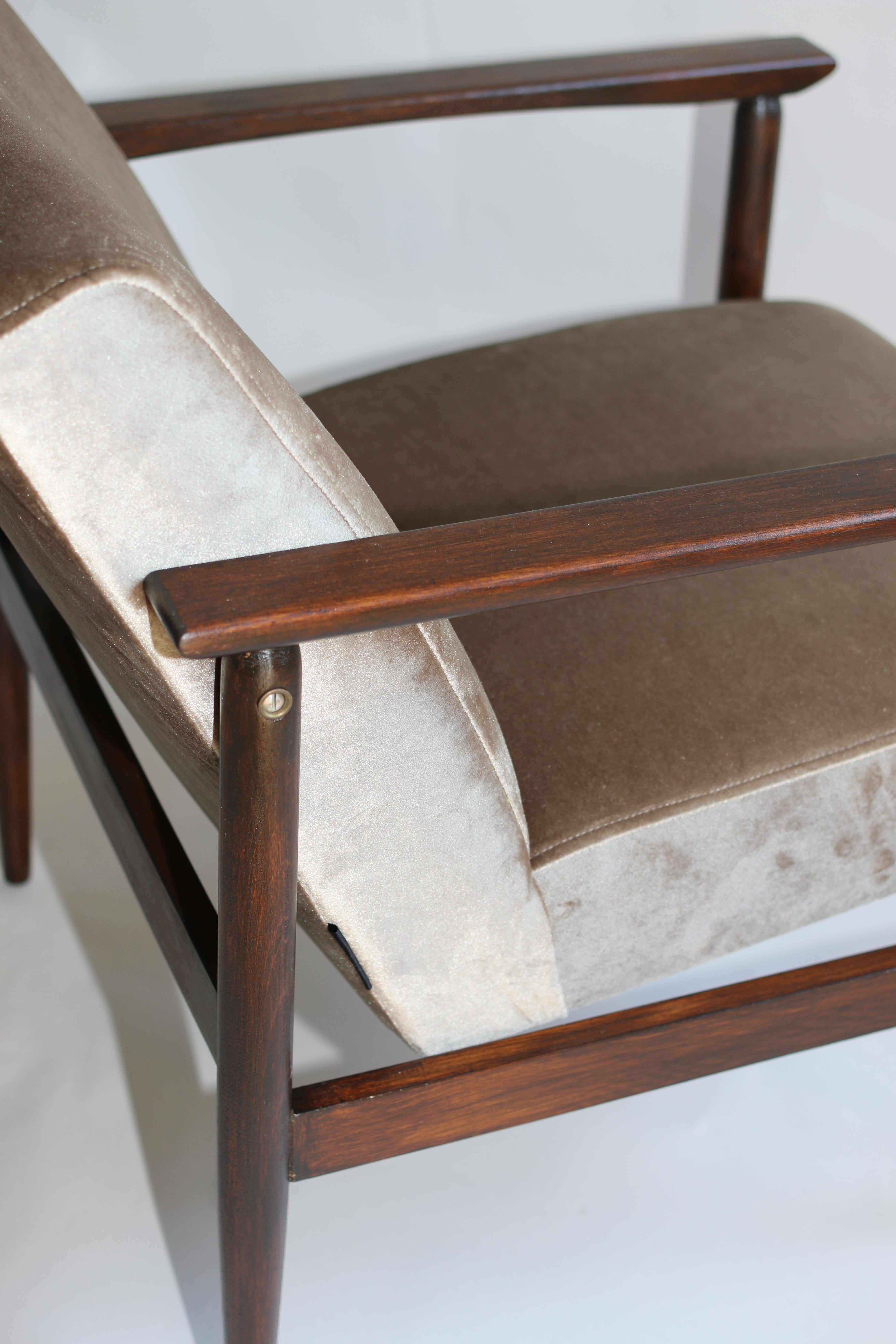 20th Century Vintage Armchair in Beige Velvet from 1970s For Sale