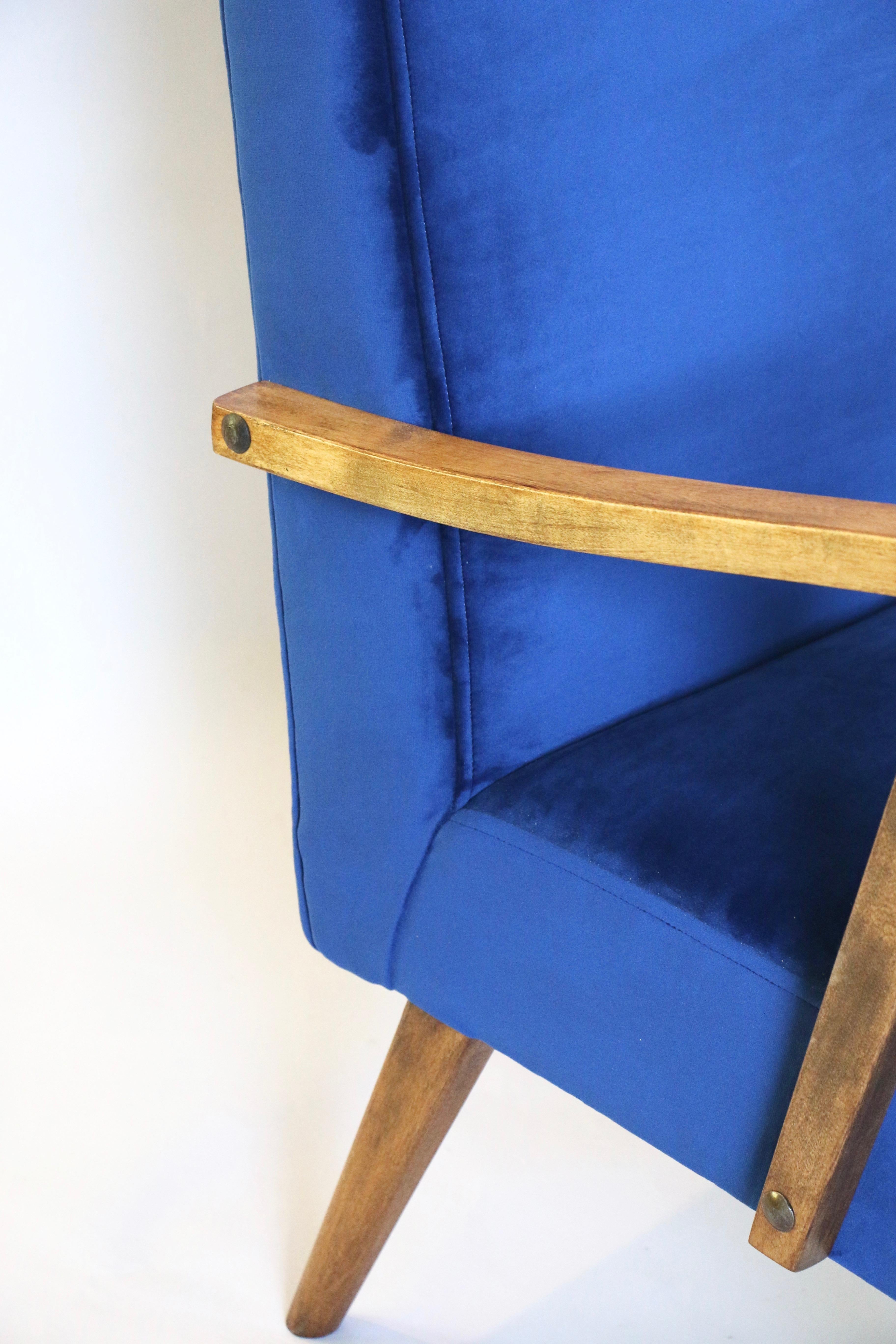 Woodwork Vintage Armchair in Blue Velvet from 20 Century For Sale