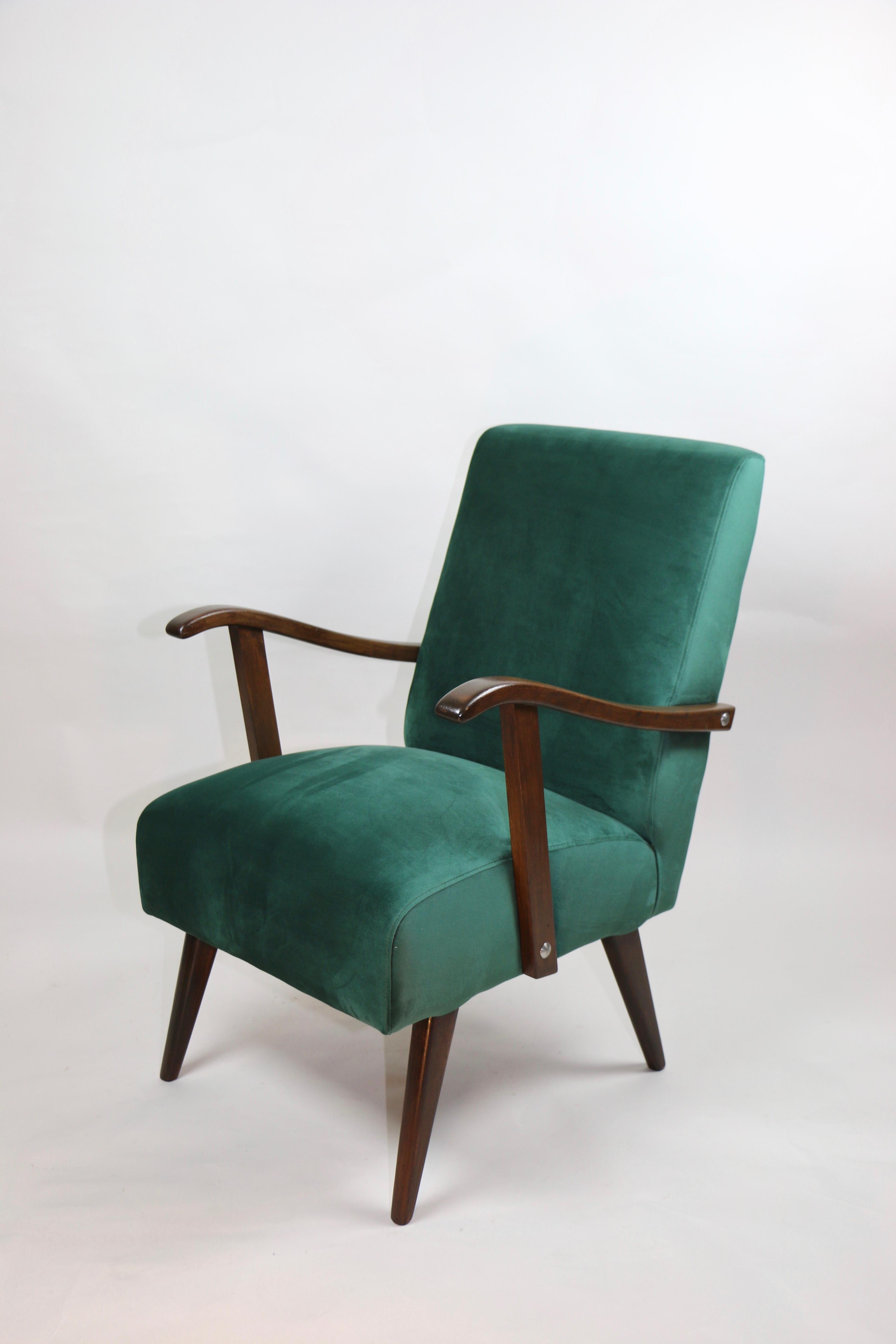Vintage Armchair in Green Velvet from 1970s For Sale 4