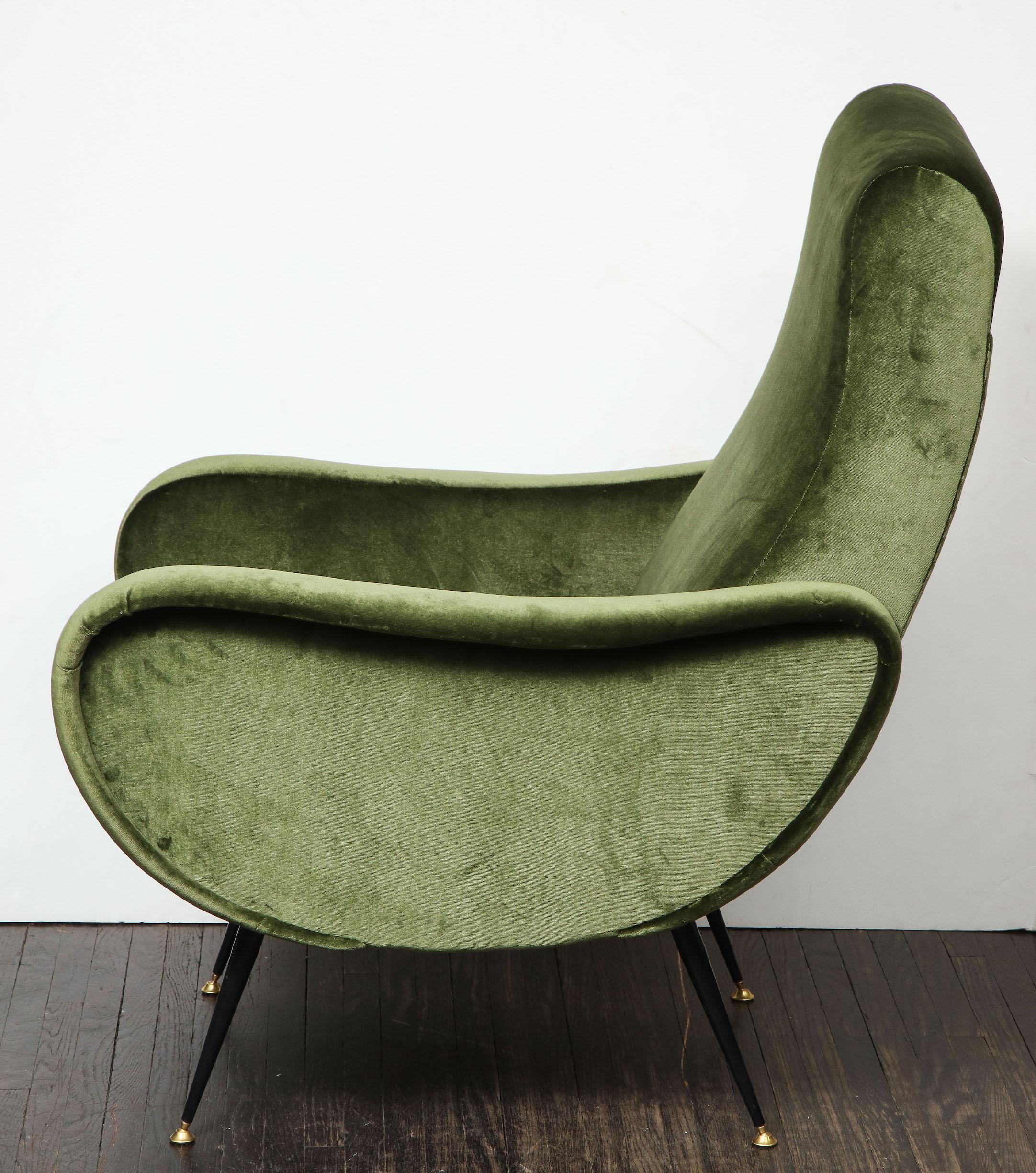 Vintage Armchair in the Style of Marco Zanuso in Green Velvet In Excellent Condition In New York, NY