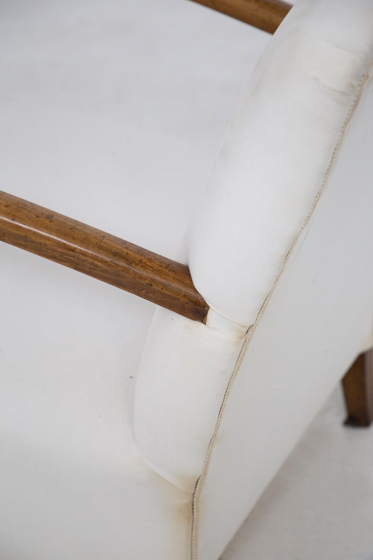 Mid-20th Century Vintage Armchair in Wood and Cotton by Paolo Buffa