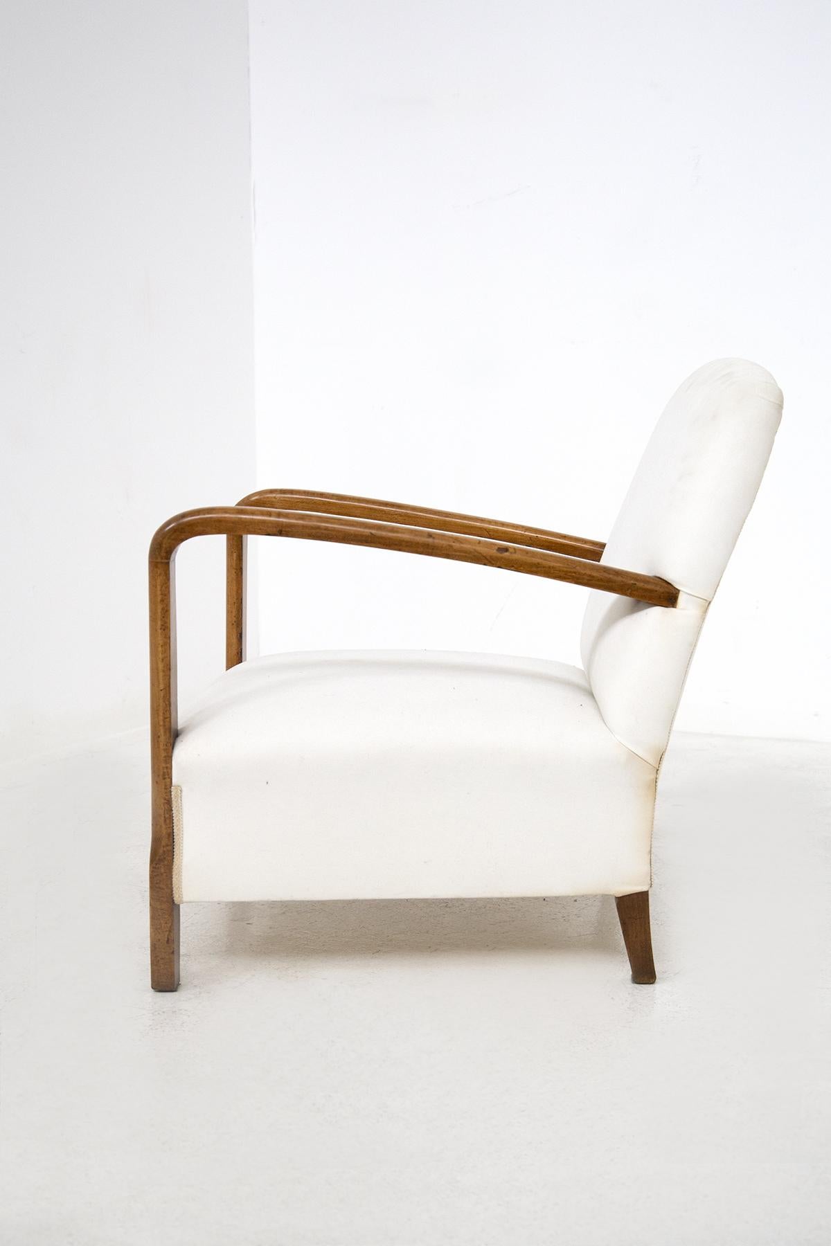 Vintage Armchair in Wood and Cotton by Paolo Buffa 3