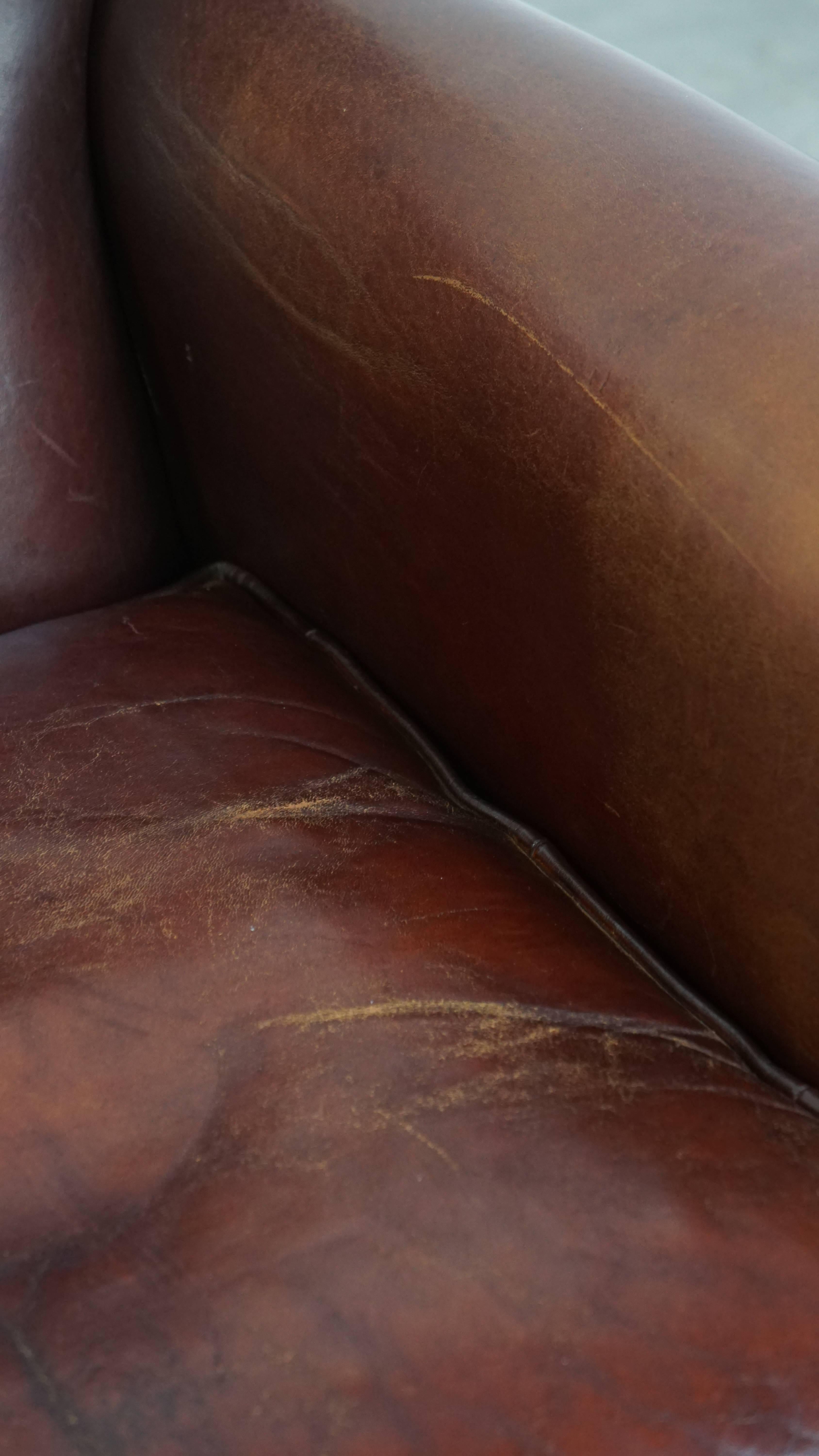 Fauteuil vintage en cuir de mouton en vente 6