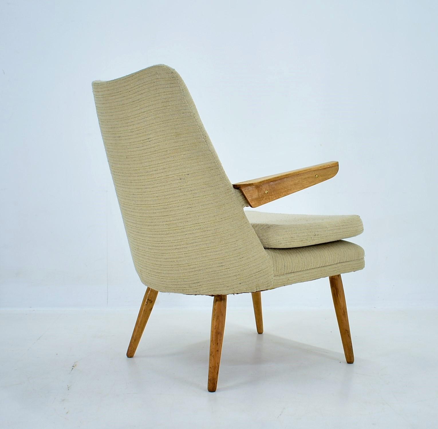 Vintage Armchair or Lounge Chair, Czechoslovakia, 1950s For Sale 7