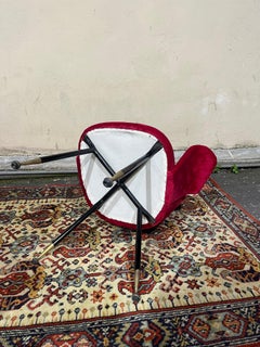 Fauteuil vintage en velours rouge Italie 1950