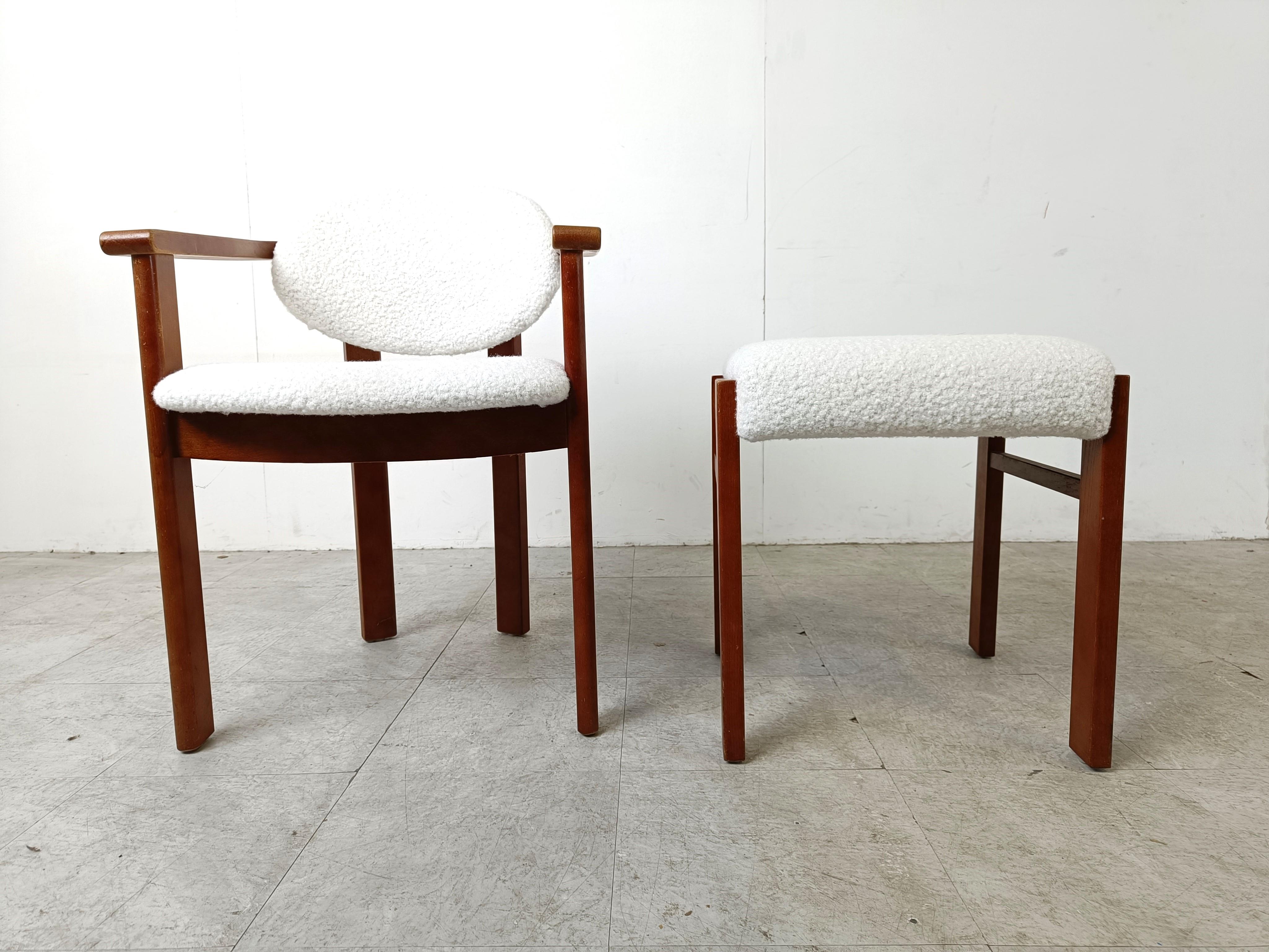 Sillón vintage con reposapiés, años 60 en venta 3
