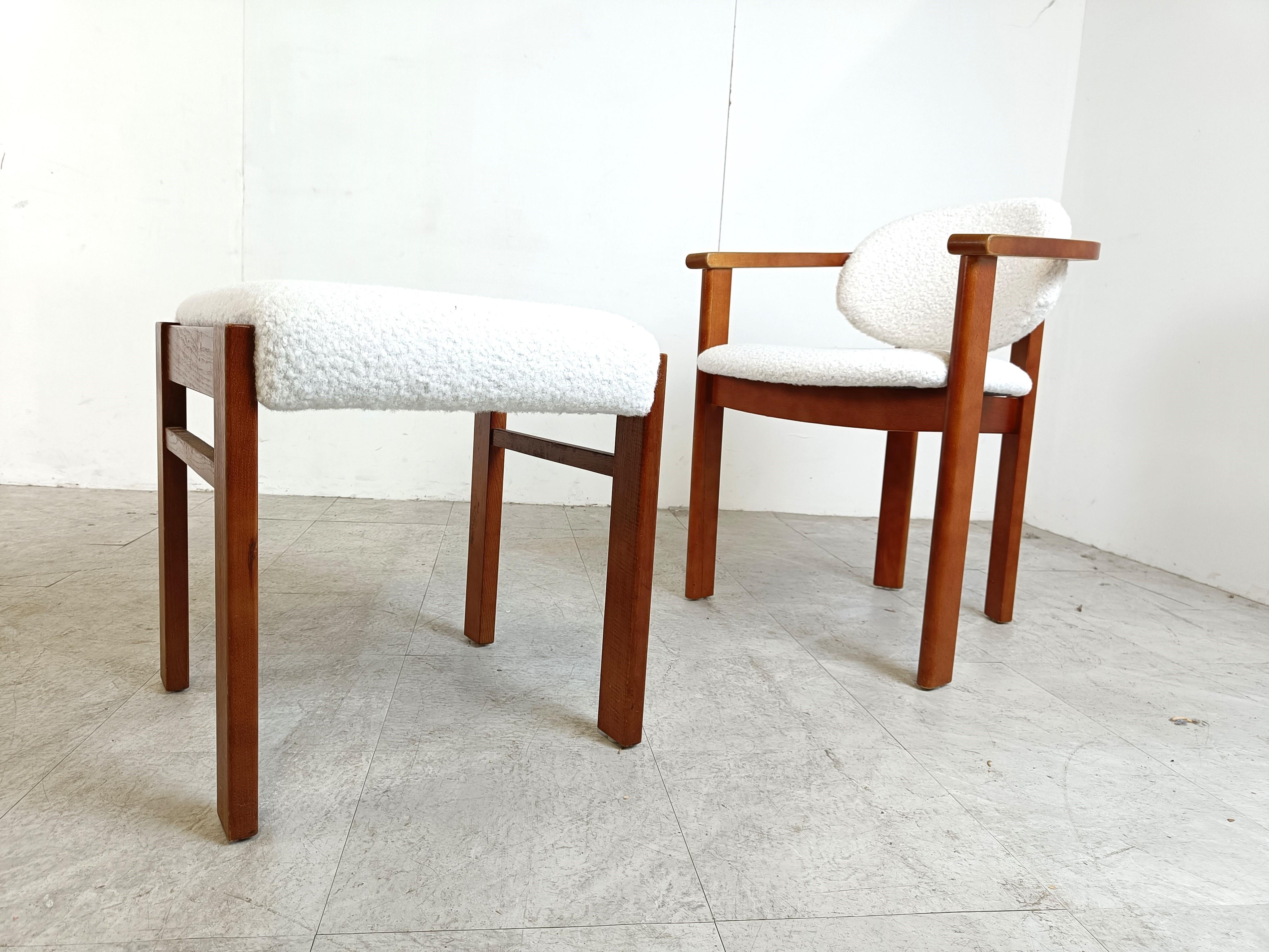 Sillón vintage con reposapiés, años 60 Belga en venta
