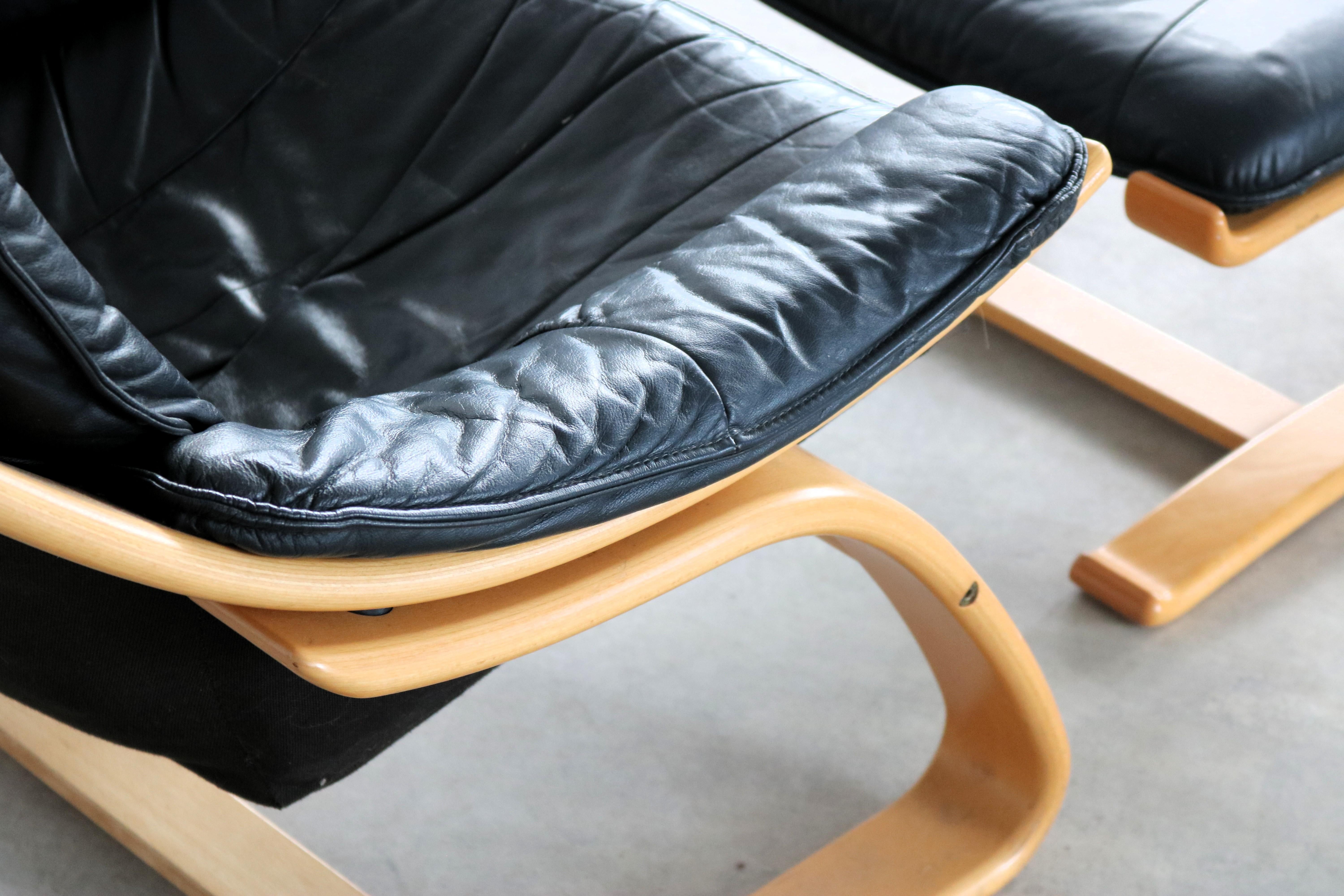 Sillón vintage con otomana  butaca  1970s  Sueco en venta 4