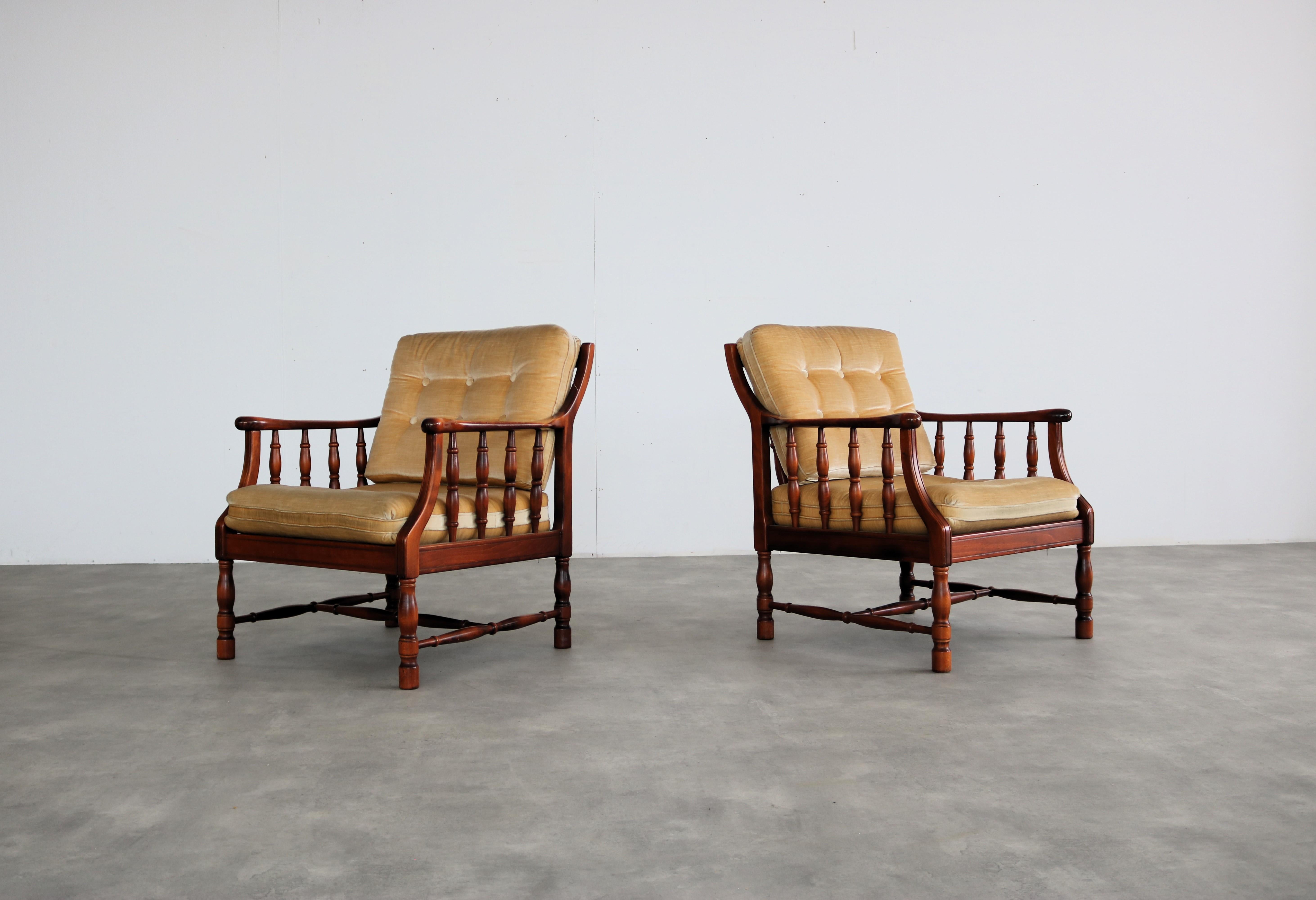 vintage armchairs  easy chairs  60s  Sweden

period  60's
design  unknown  Sweden
condition  good  light signs of use
size  84 x 73 x 78 (hxwxd) seat height 41;

details  teak; upholstery; 2 pieces available; price per piece;

article number  2307