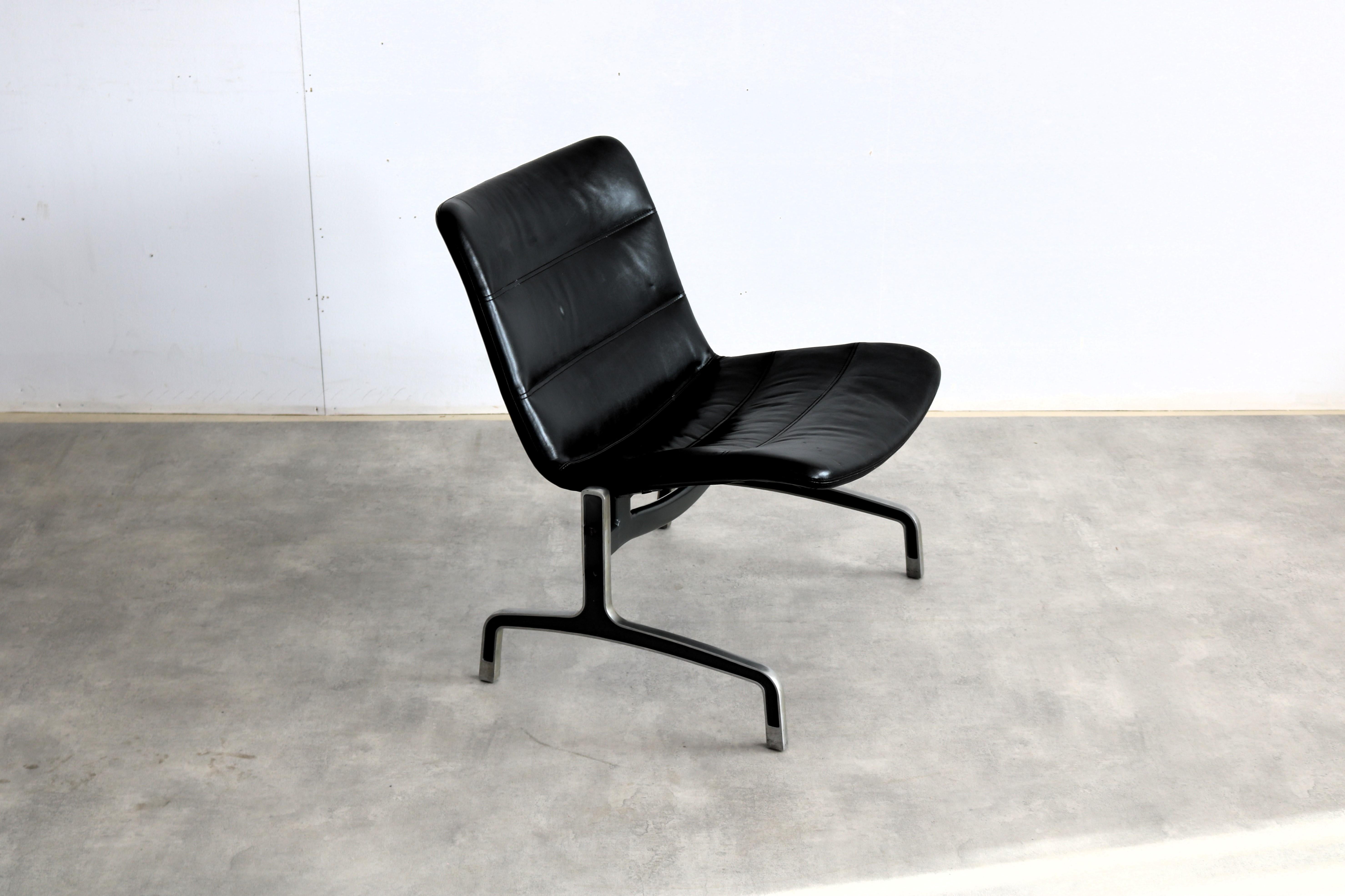 Fauteuils vintage  Jorgen Kastholm  série 8000  Design/One en vente 9