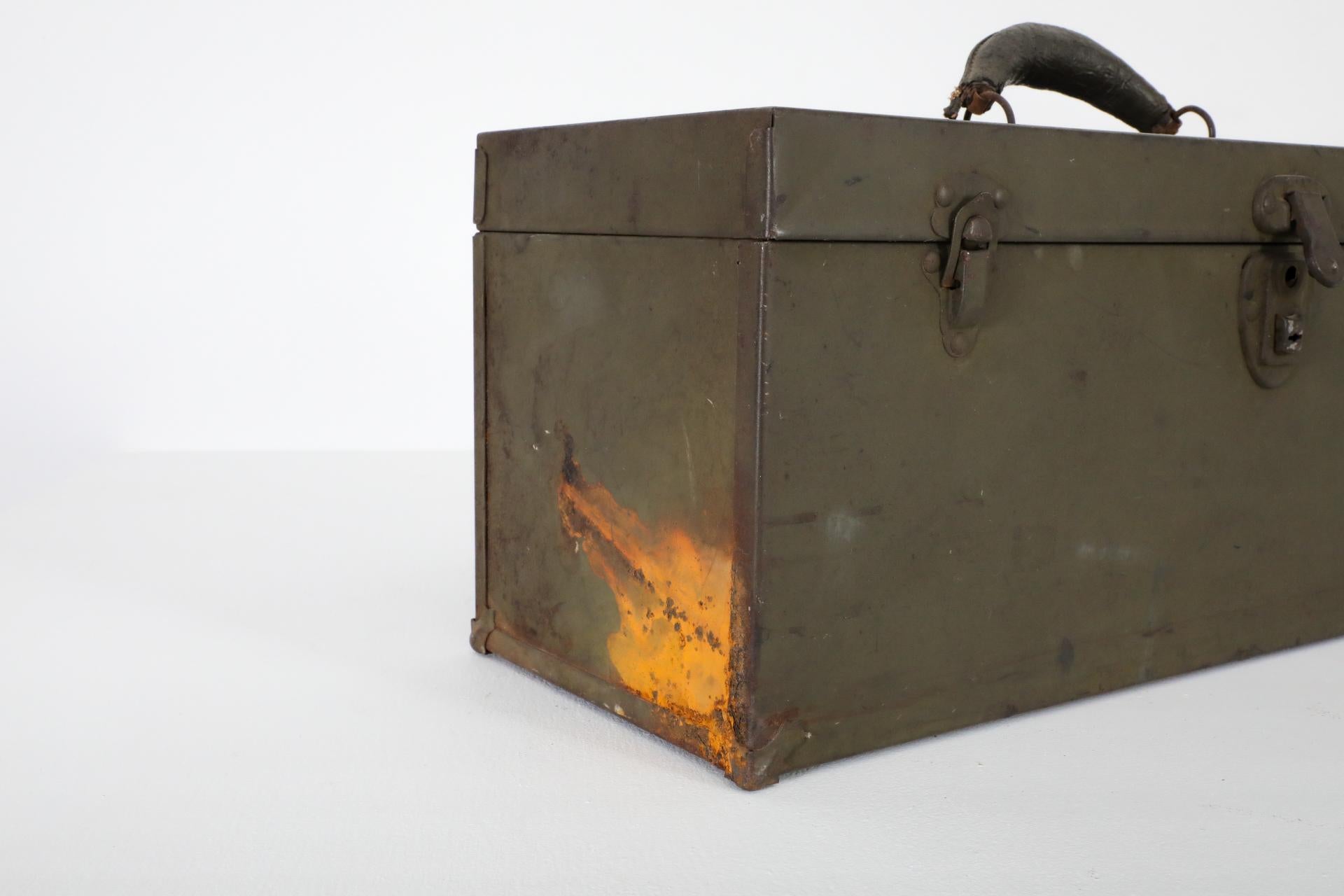 Vintage Army Green Enameled Metal Tool or Storage Box with Leather Handle For Sale 4
